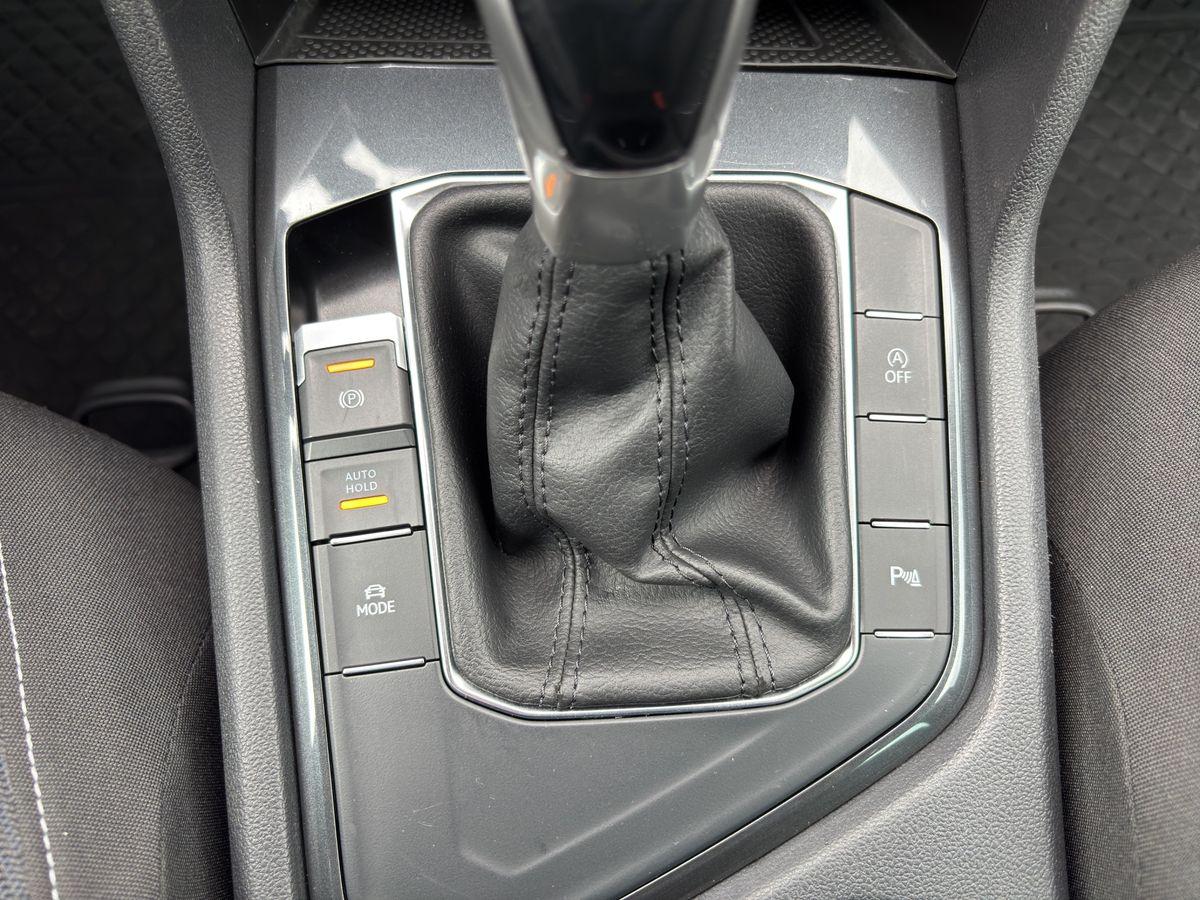 Tiguan United 2.0 TDI DSG AHK ACC PDC NAV LED