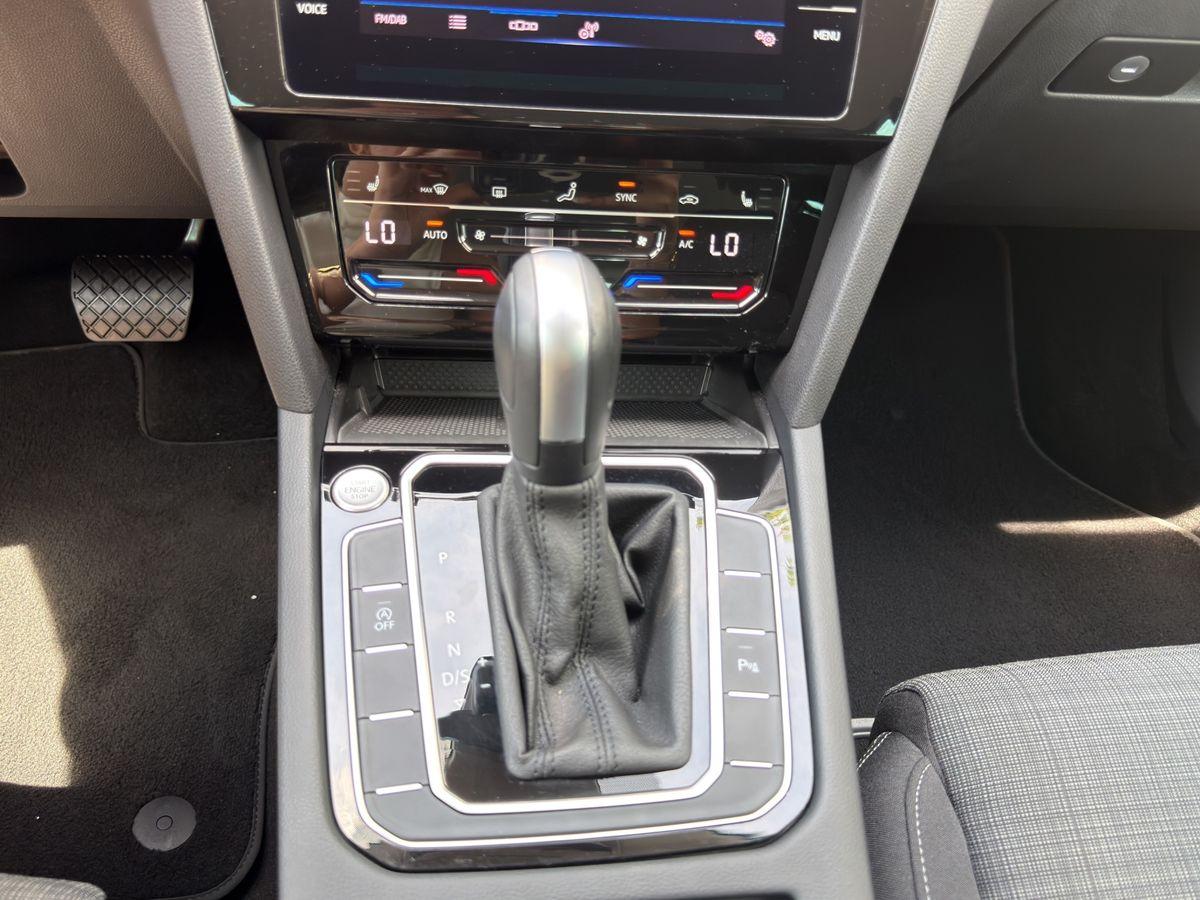 Passat Variant Business2.0TDI DSG AHK RFK MATRIX