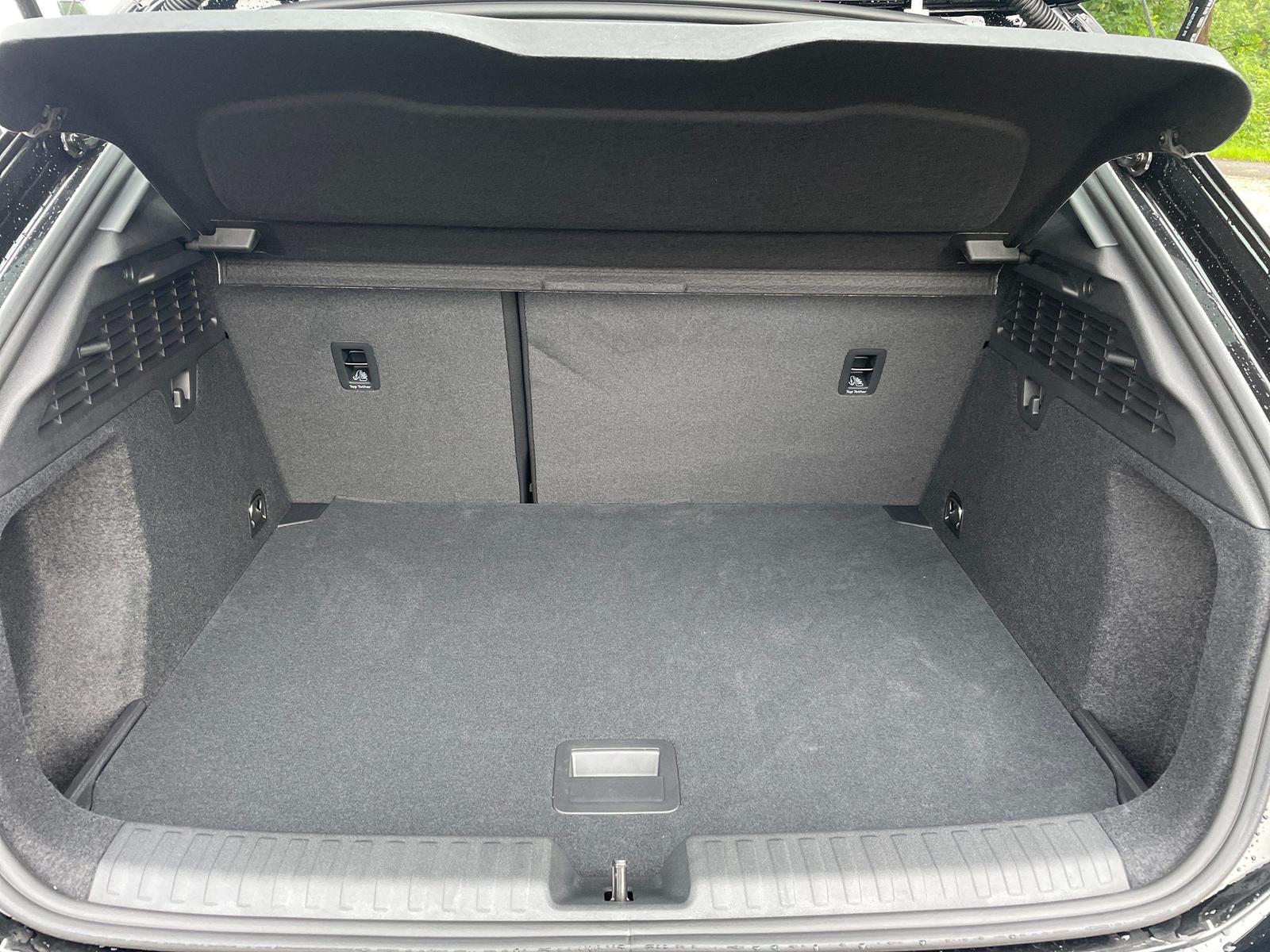 A3 35 TFSI basis 1.5 TSI RFK SHZ NAVI GRA
