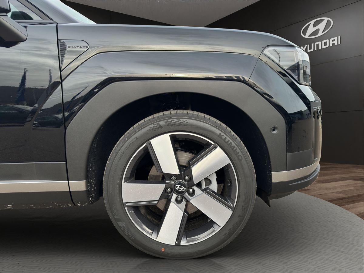 SANTA FE Hybrid 2WD Signature Digital Key LED