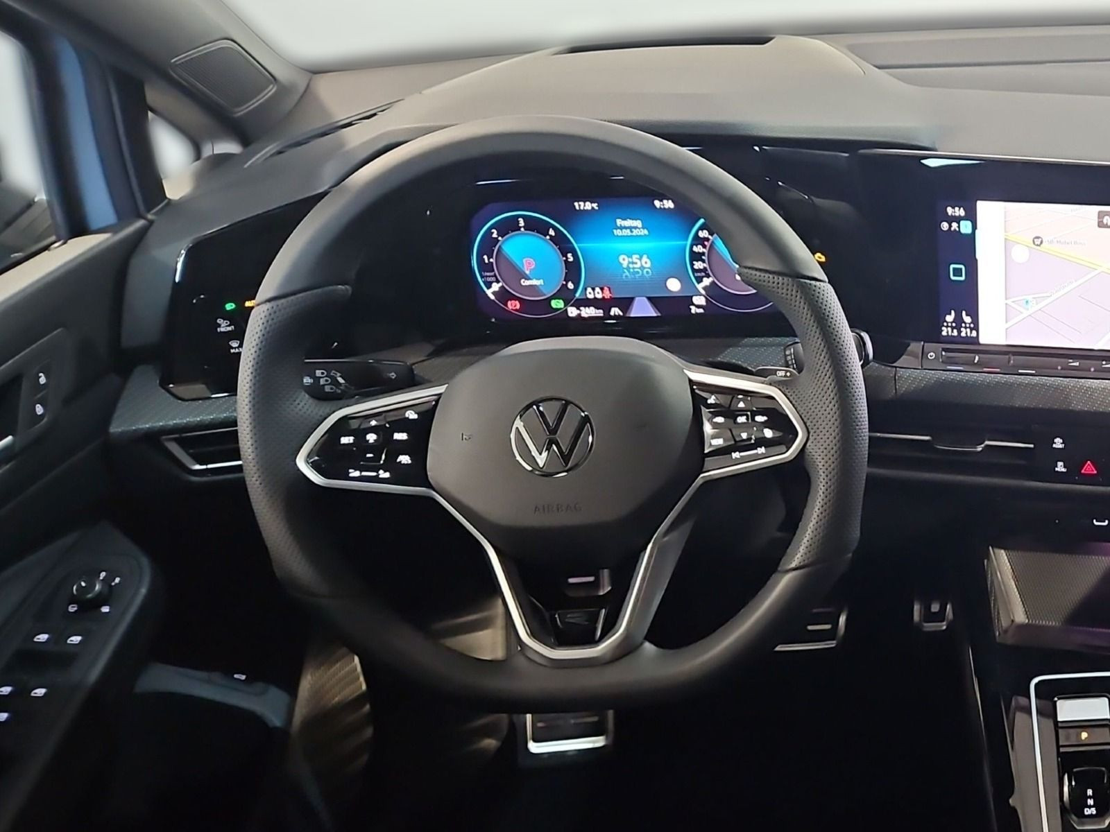 Golf Variant R-Line 2.0 l TDI DSG PANO+NAVI+KAMERA+KEYLESS