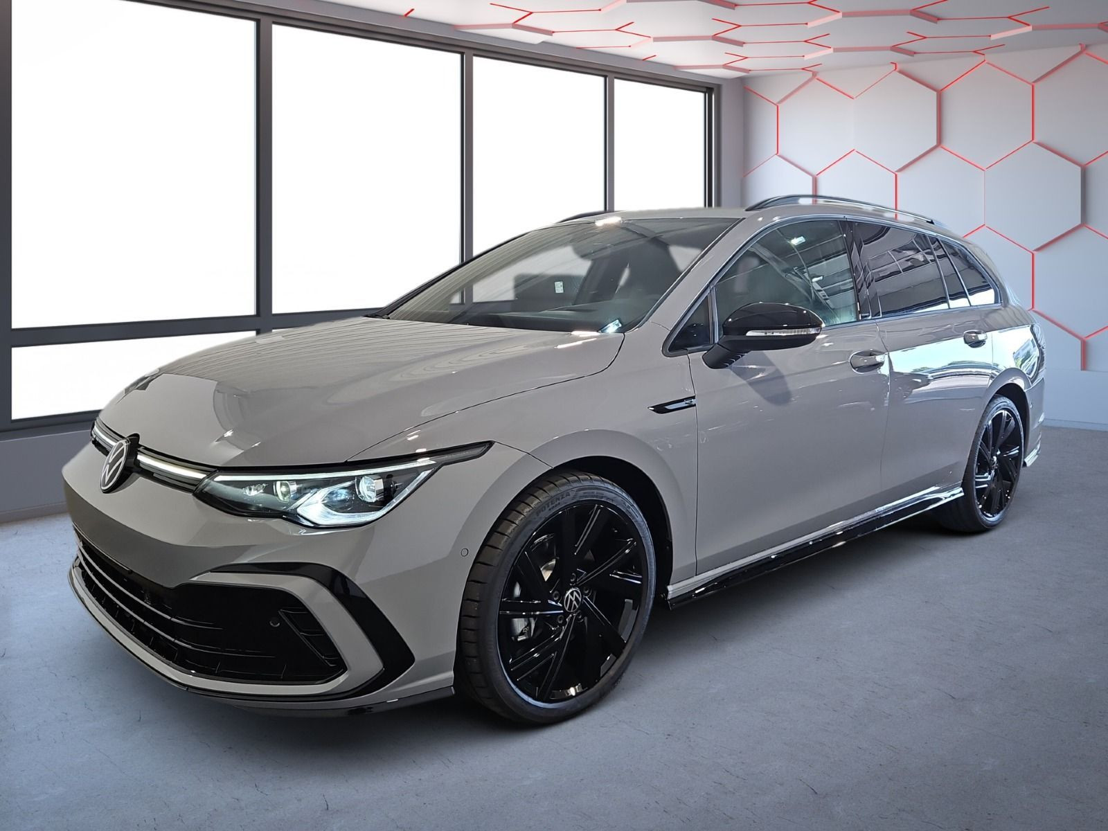 Golf Variant R-Line 2.0 l TDI DSG PANO+NAVI+KAMERA+KEYLESS