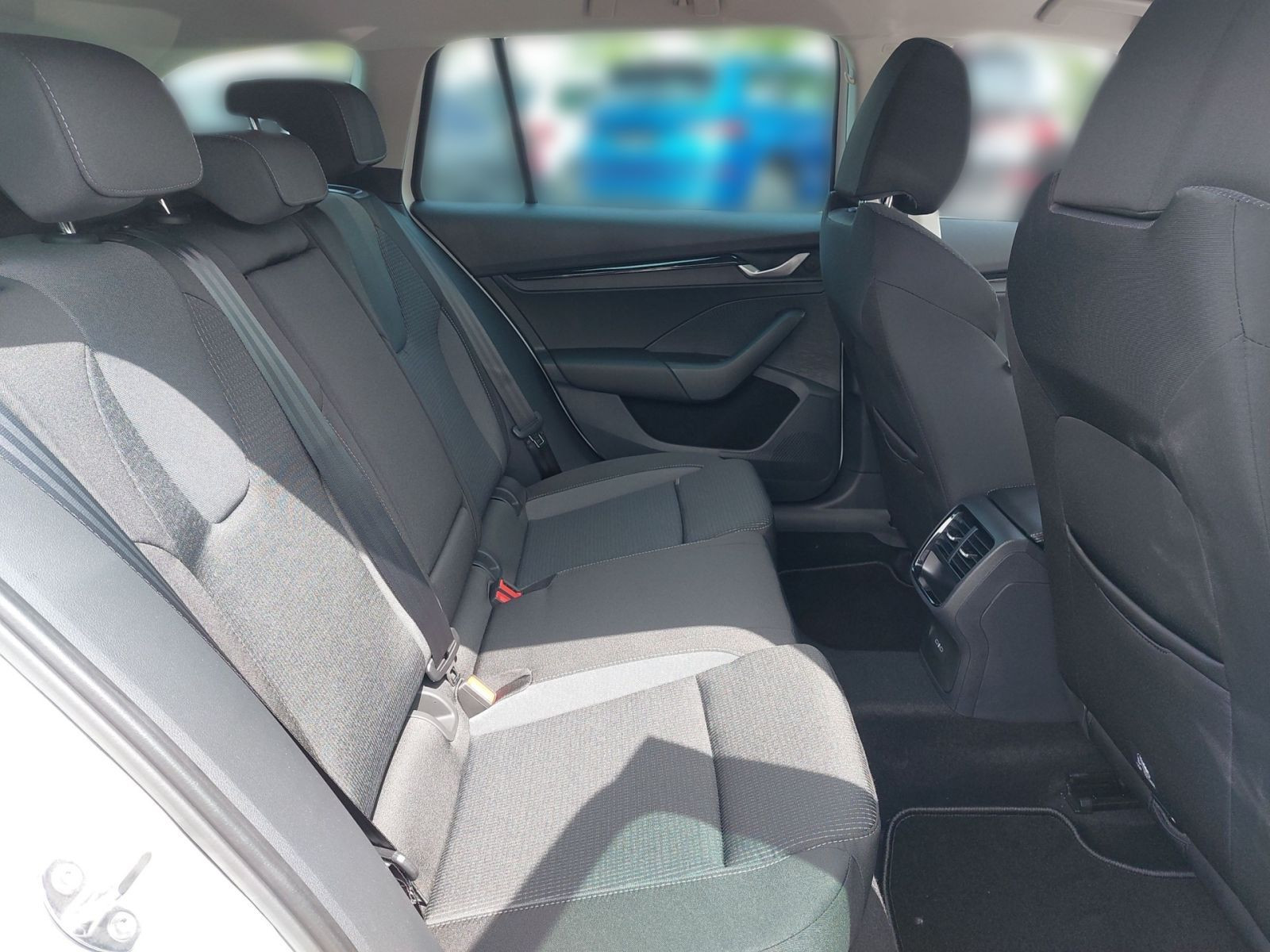 Octavia Combi 1.5 TSI Selection *NAVI*LED*ACC*