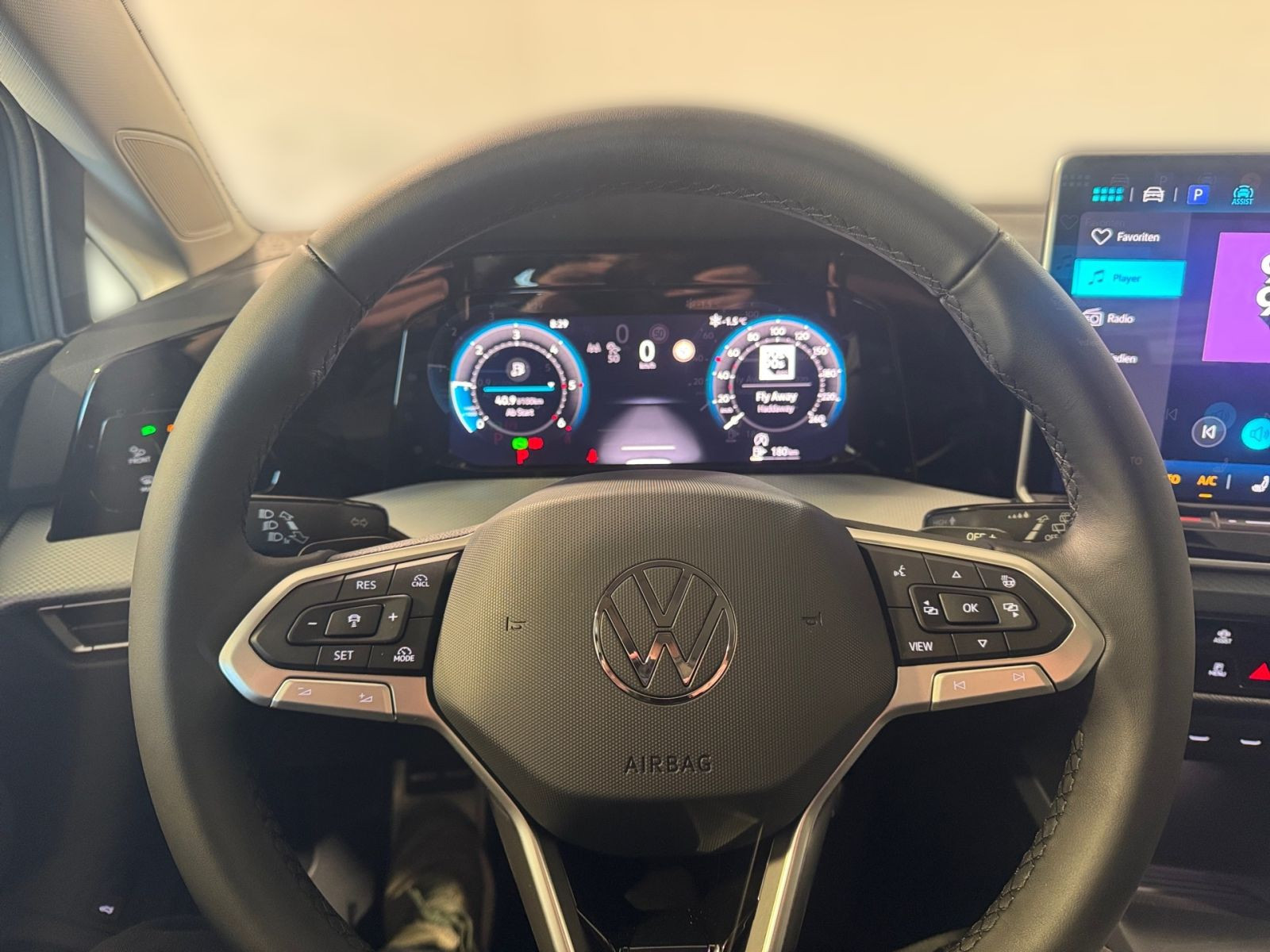 Golf Variant GOAL 2.0 TDI PANO+TOWTINKEL+APP+LED+KAMERA