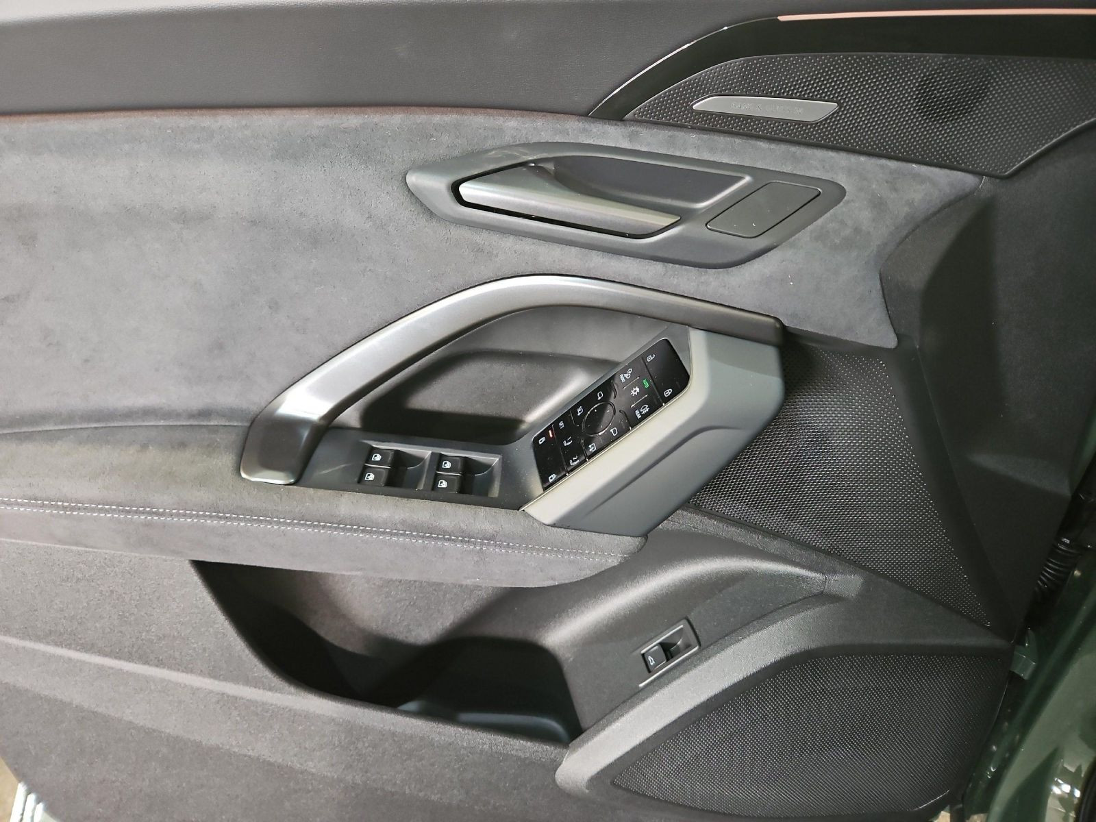 SQ5 SUV TFSI quattro TECH PRO+MATRIX+AHK+PANO+