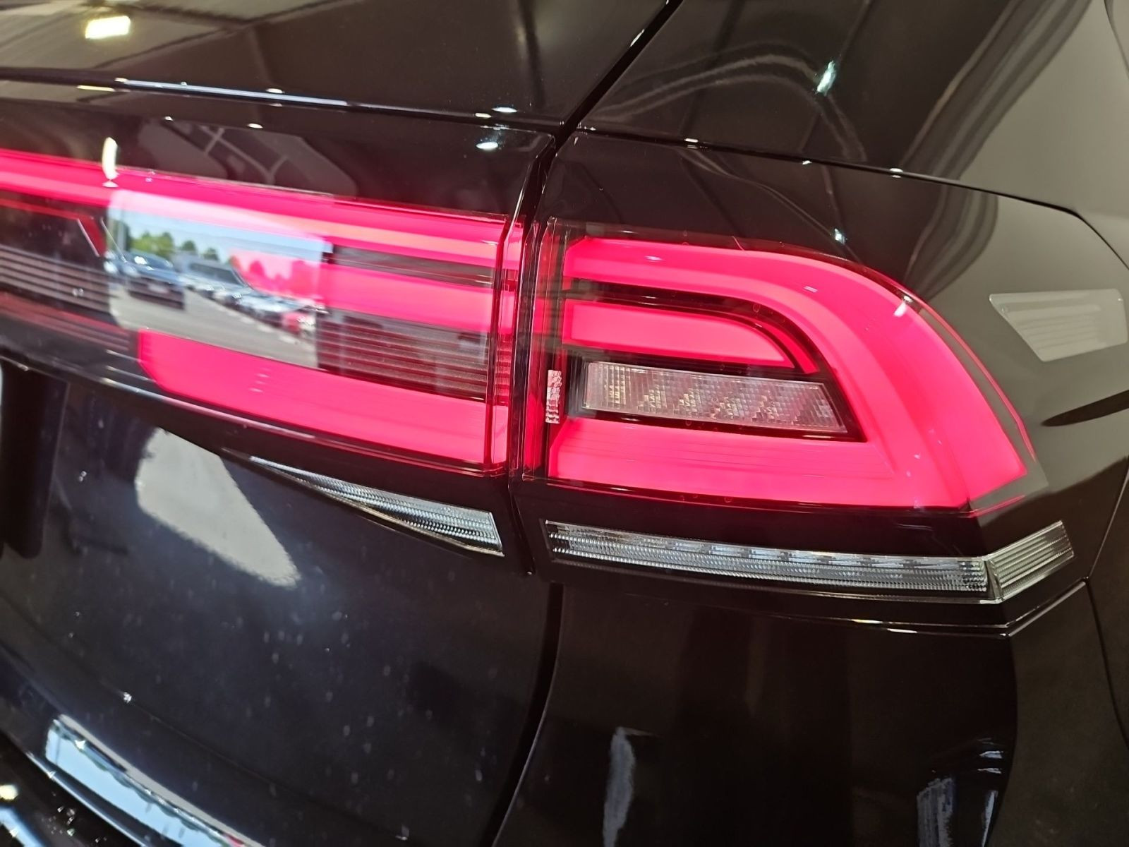 Taigo R-Line 1.5 TSI DSG PANO+NAVI+KEYLESS+KAMERA