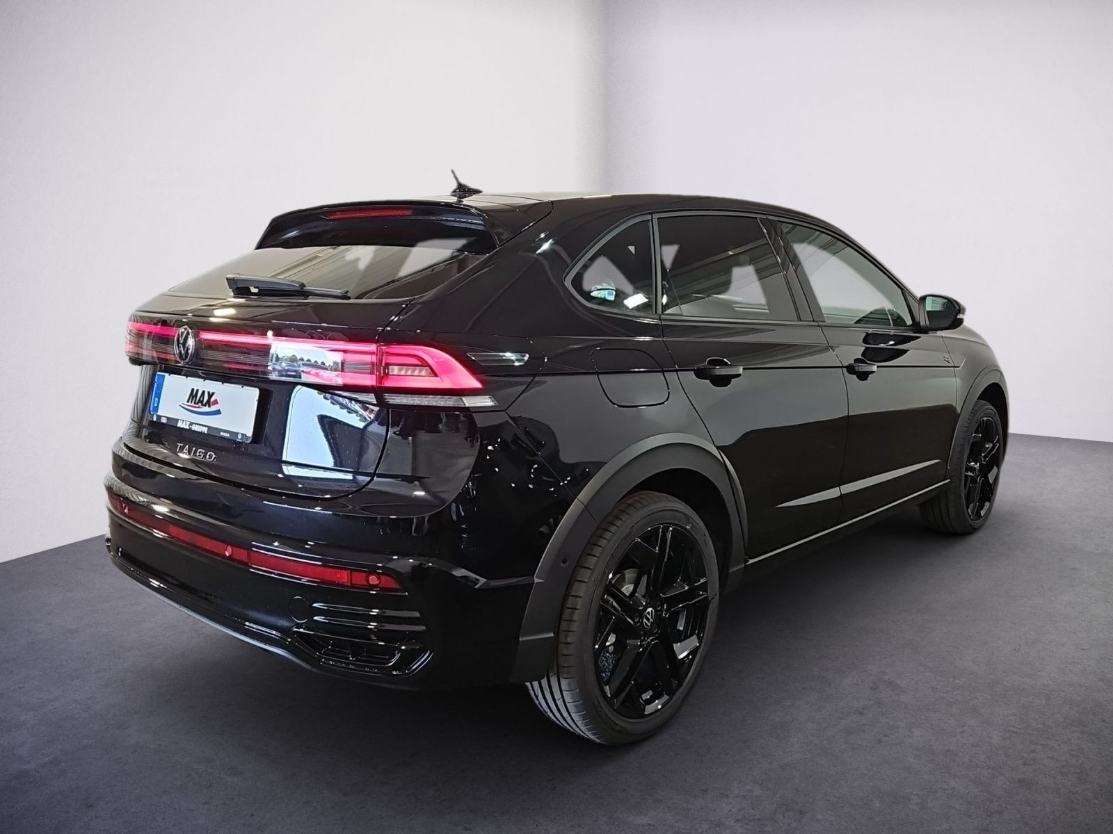 Taigo R-Line 1.5 TSI DSG PANO+NAVI+KEYLESS+KAMERA