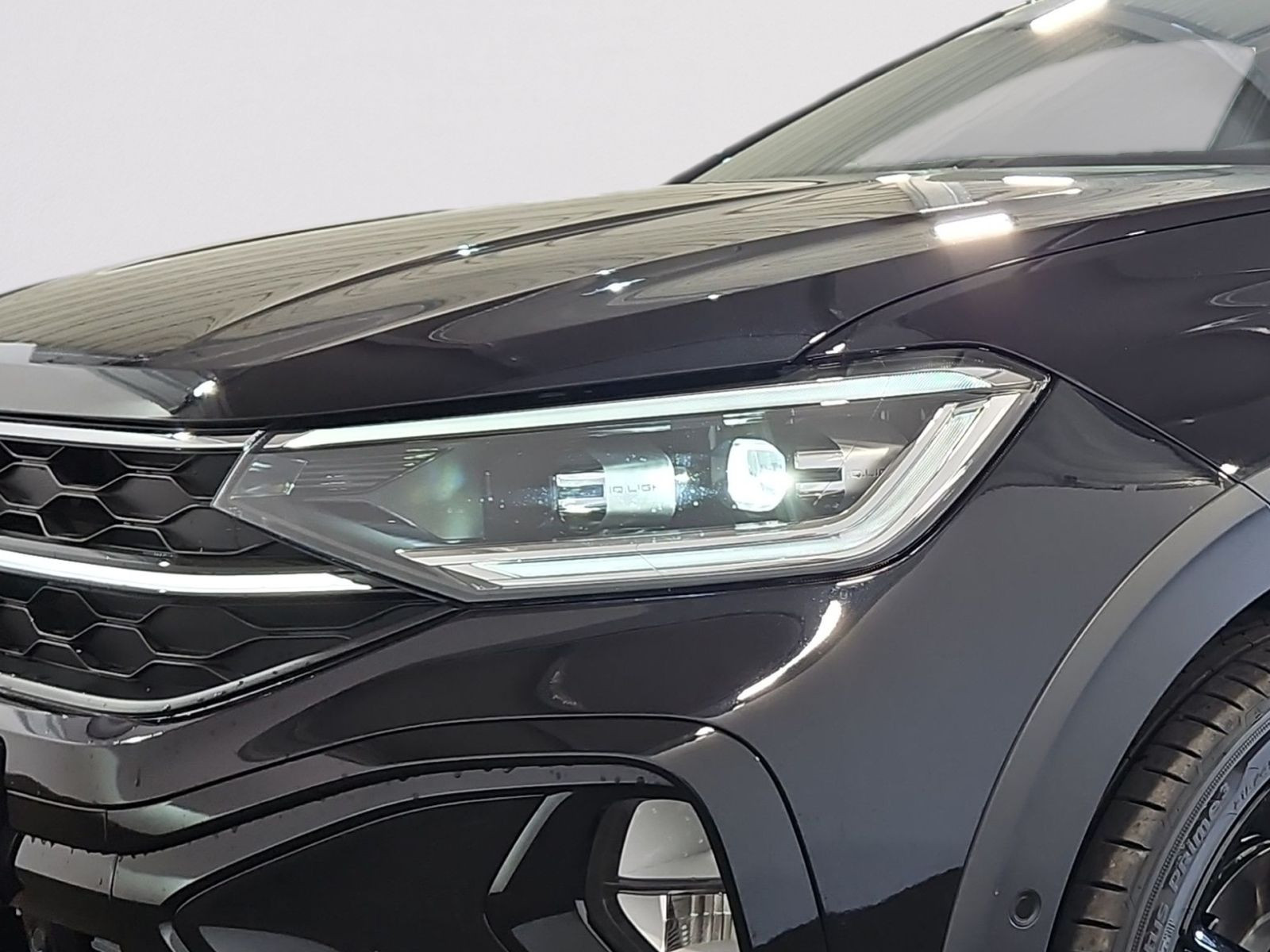 Taigo R-Line 1.5 TSI DSG PANO+NAVI+KEYLESS+KAMERA