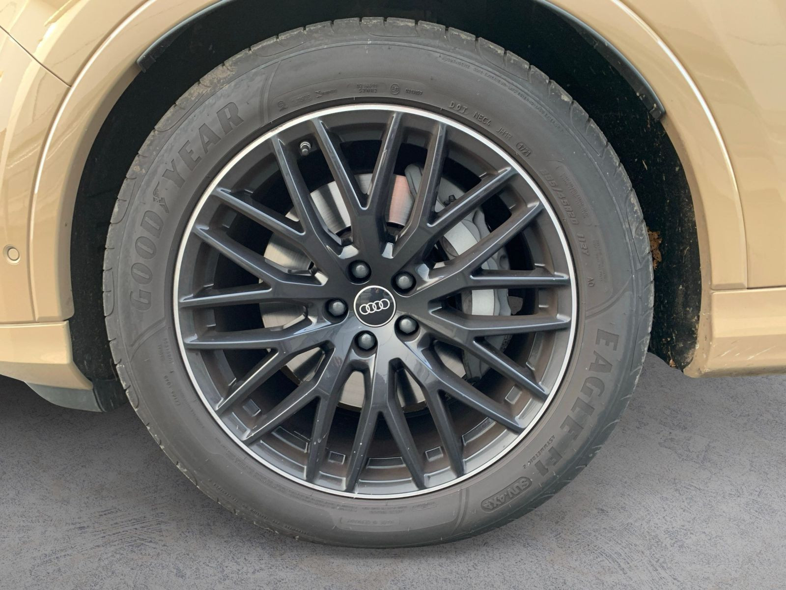 Q7 50 TDI quattro S LINE ALLRADL+MATRIX+PANO+AHK+STHZ