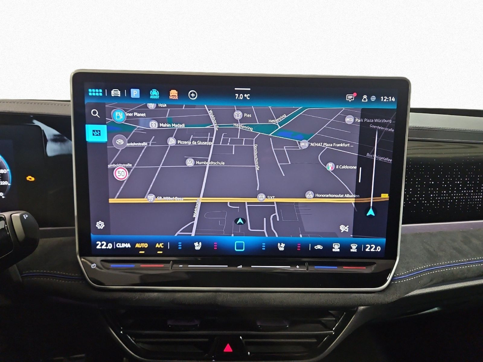Passat R-Line 2,0 TDI 4M DSG SIGNATURE+LEDER+AHK+PANO+STANDHZ+HUD
