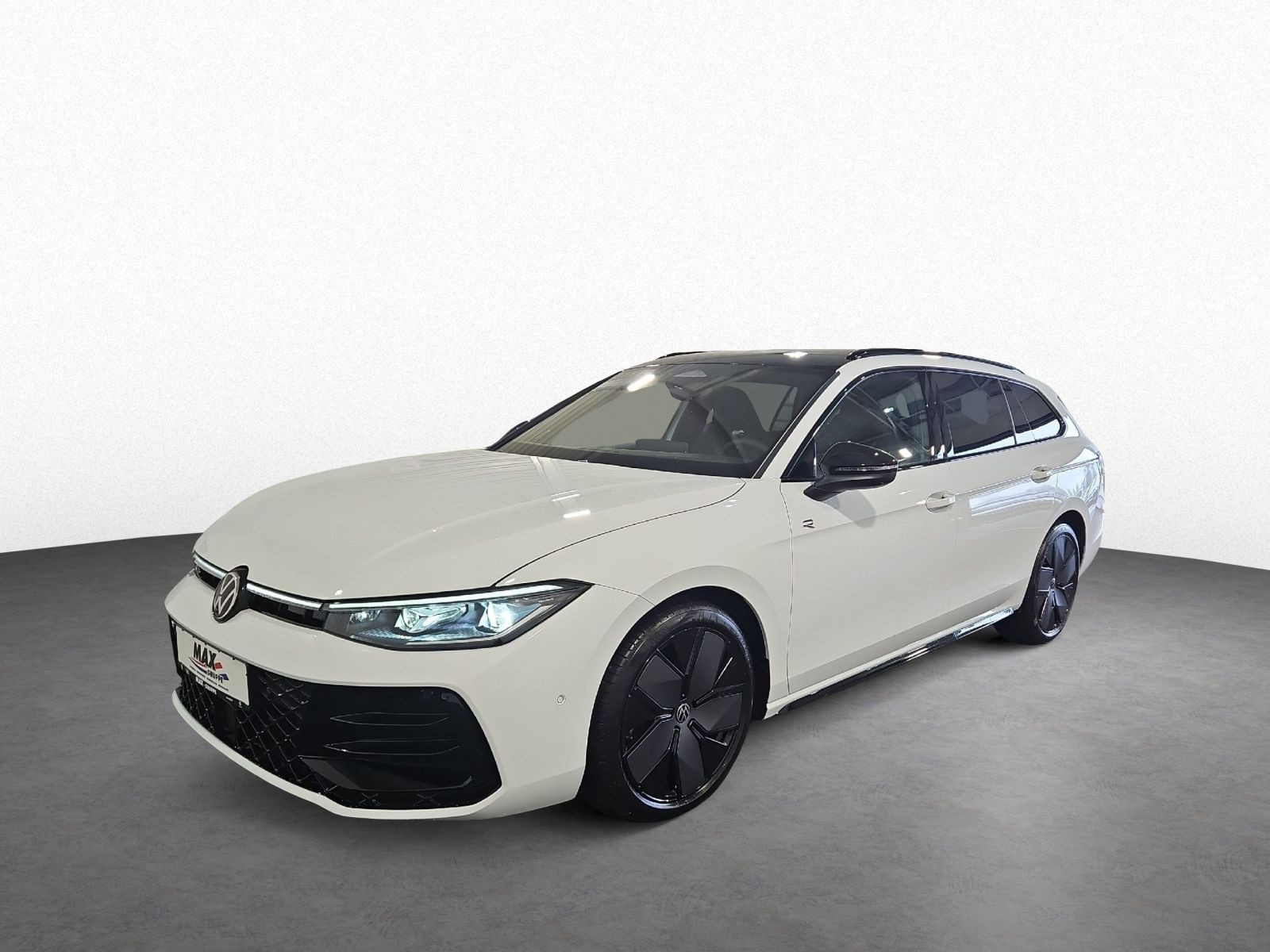 Passat R-Line 2,0 TDI 4M DSG SIGNATURE+LEDER+AHK+PANO+STANDHZ+HUD