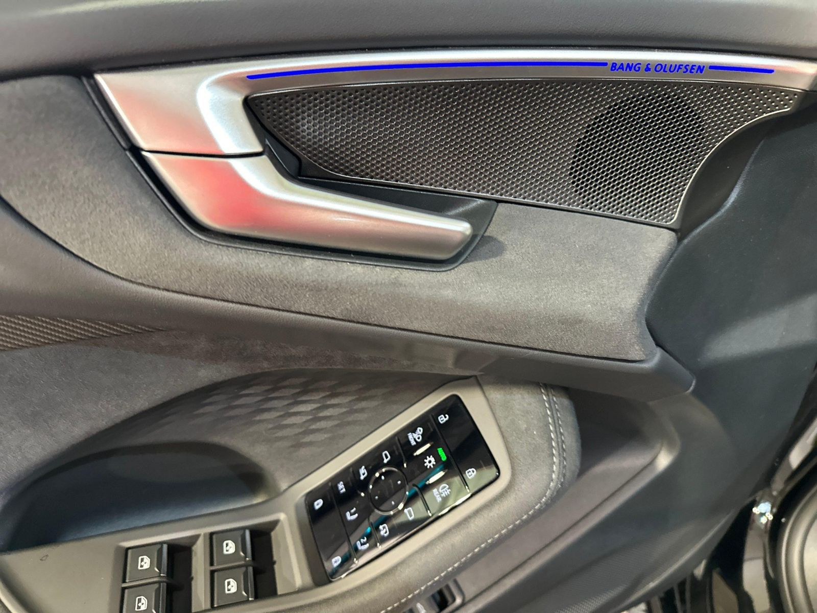 A5 Avant TDI QUATT S LINE MATRIX+AHK+HUD+B&O
