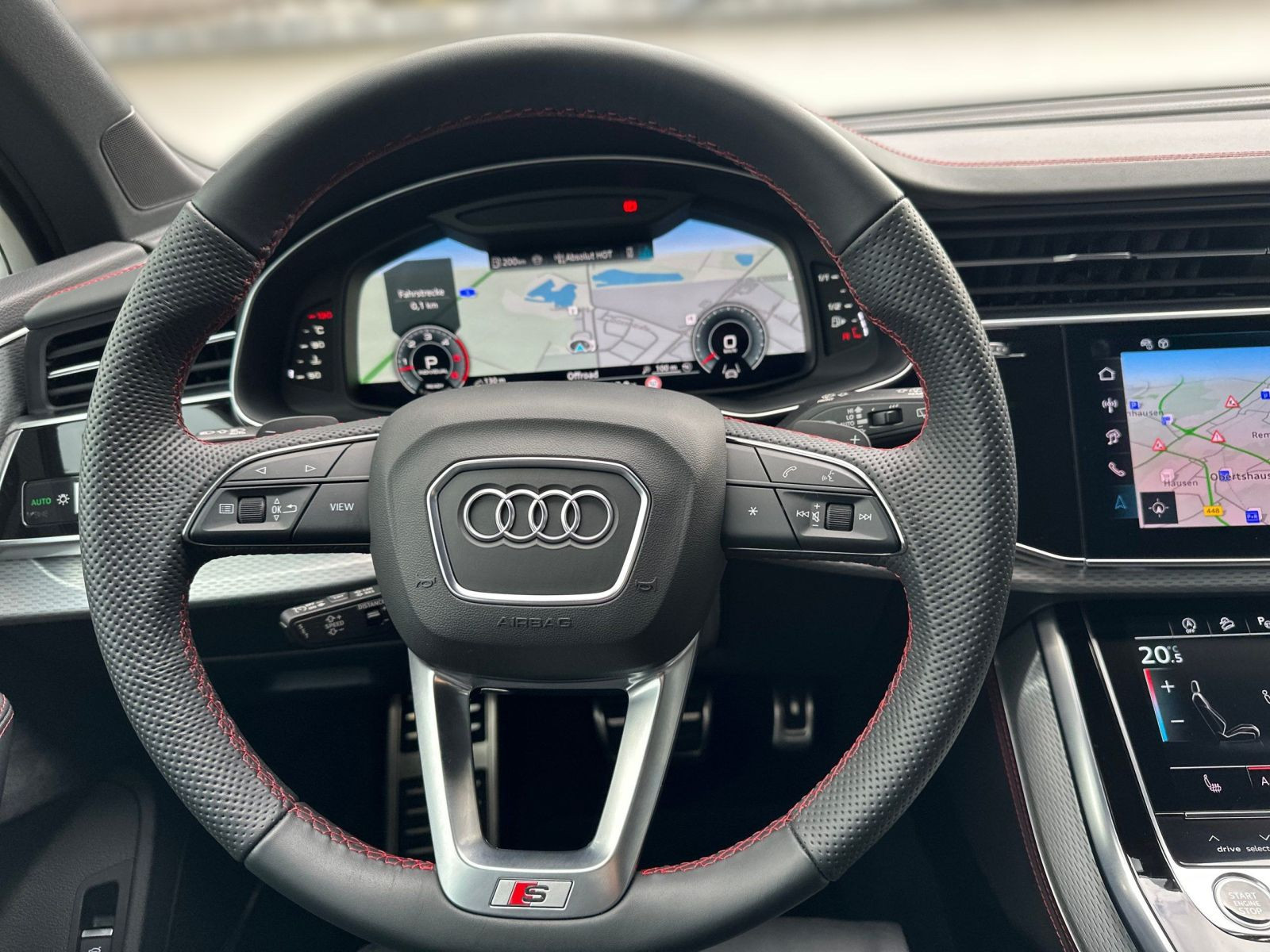 Q7 50 TDI QUATT 7-SITZER S LINE MATRIX+AHK+PANO+