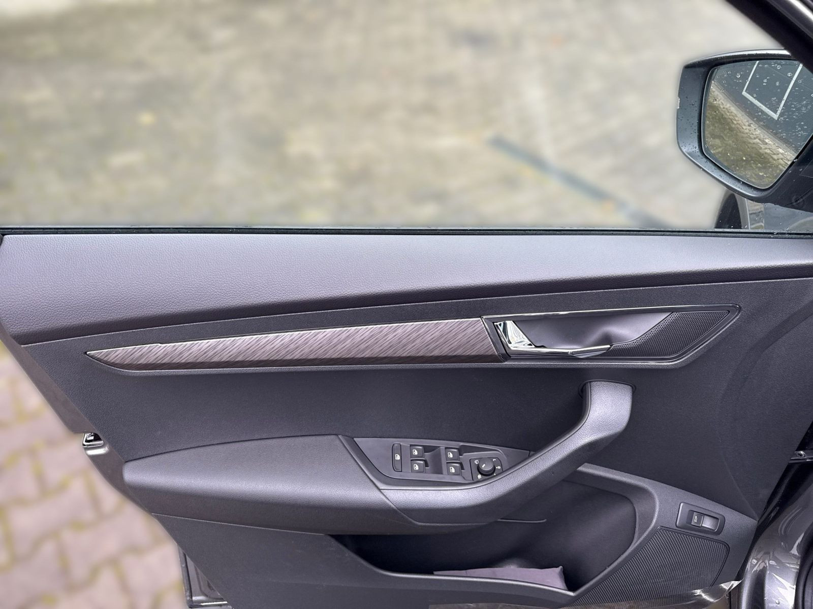 Karoq Tour 1.5 TSI 110kW 360°*PANO*AHK*NAVI*LED