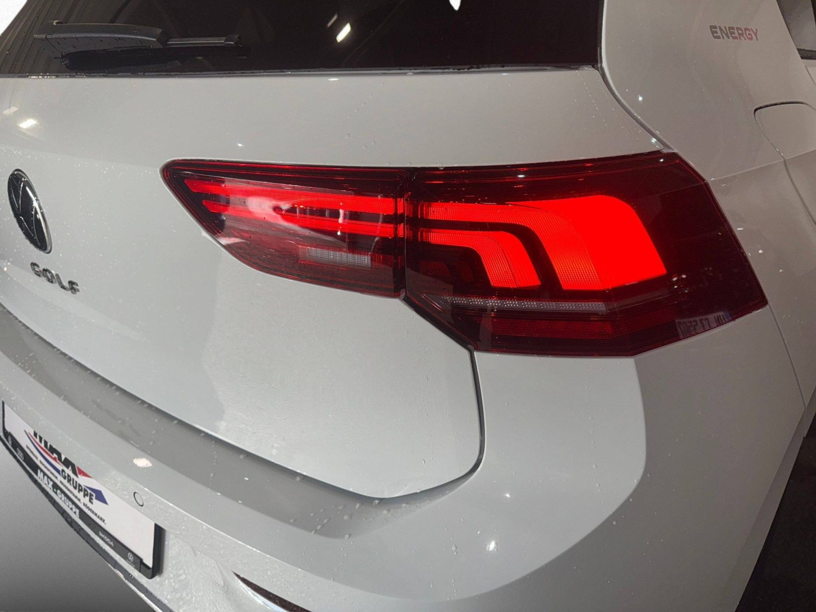Golf ENERGY 2.0 TDI DSG AHK+NAVI+KAMERA+ALLSEASON