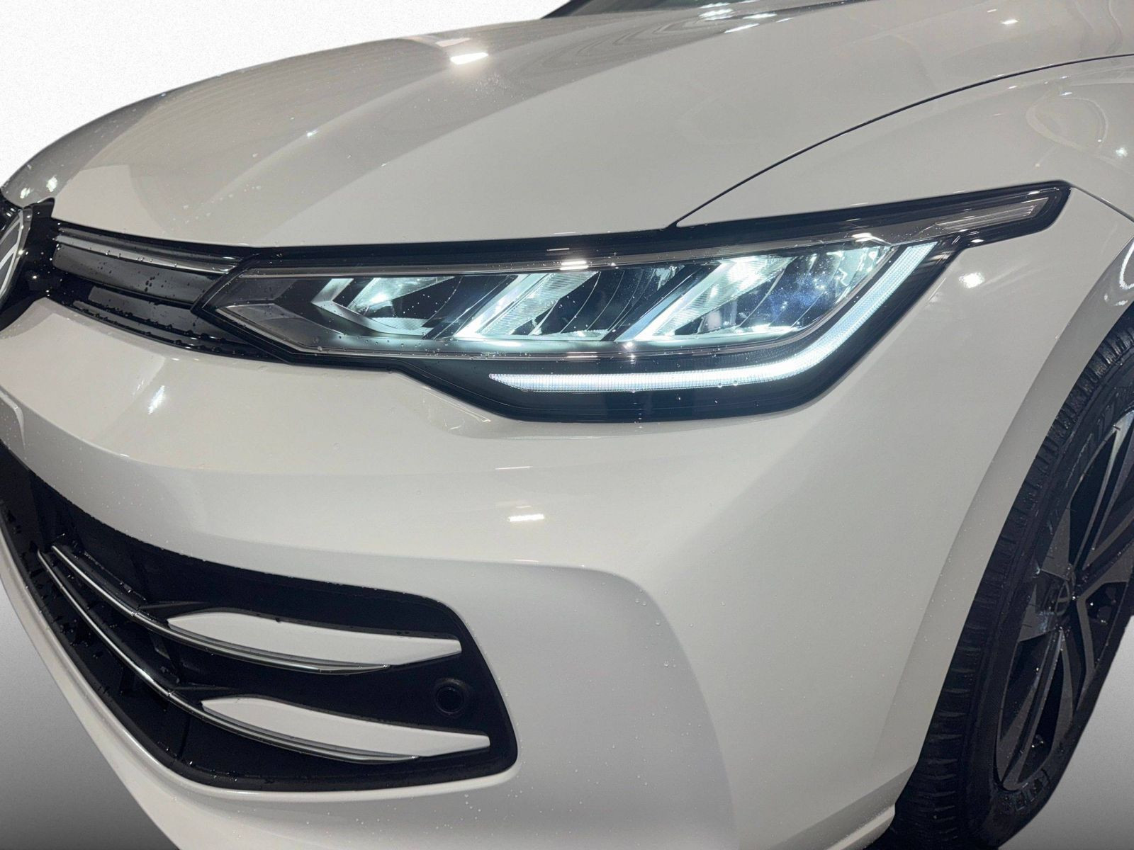 Golf ENERGY 2.0 TDI DSG AHK+NAVI+KAMERA+ALLSEASON