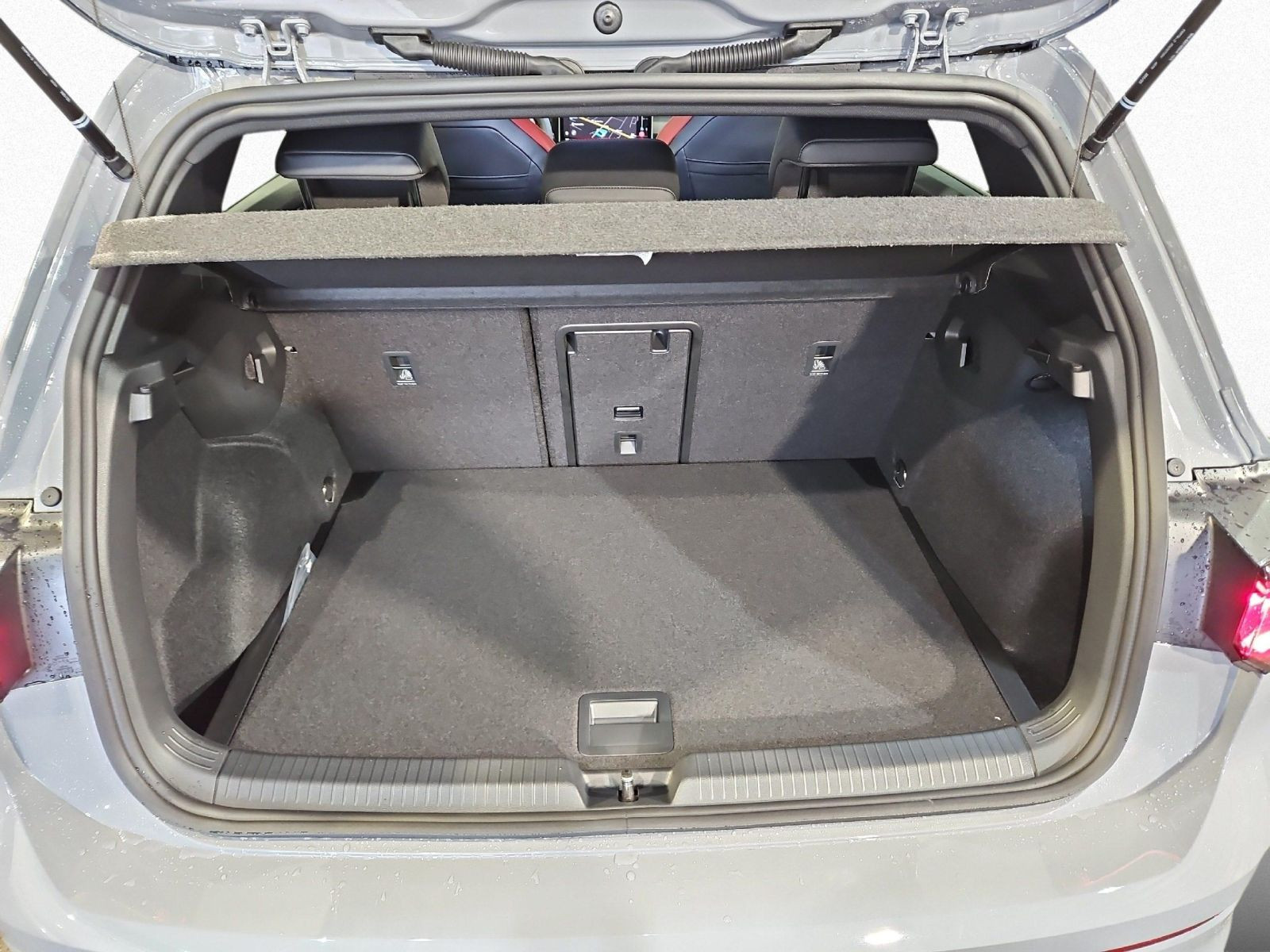 Golf GTI Clubsport 2.0 TSI DSG AKRAPOVIC+PANO+DCC+PERFORMANCE+HARMAN-KARDON