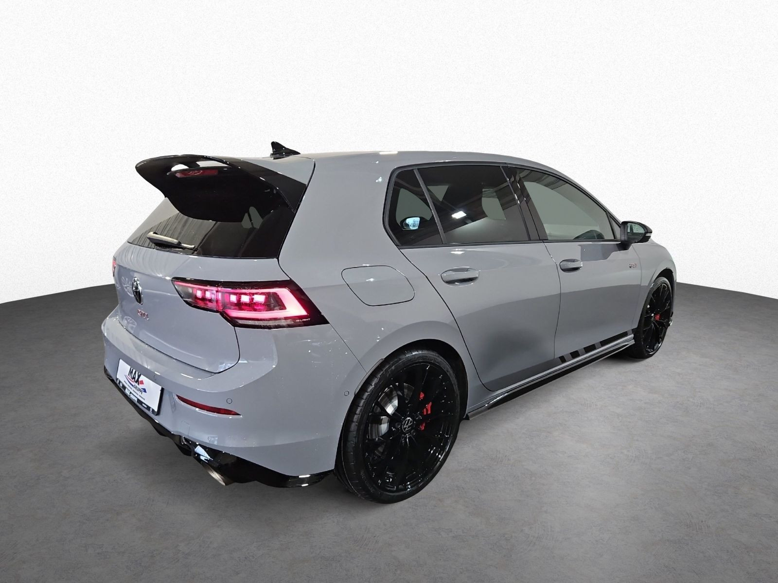 Golf GTI Clubsport 2.0 TSI DSG AKRAPOVIC+PANO+DCC+PERFORMANCE+HARMAN-KARDON