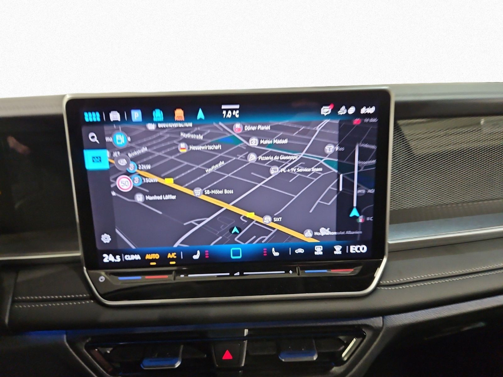 Tayron Life 1.5 eHybrid DSG AHK+KAMERA+NAVI+DCC+SIDE-ASSIST