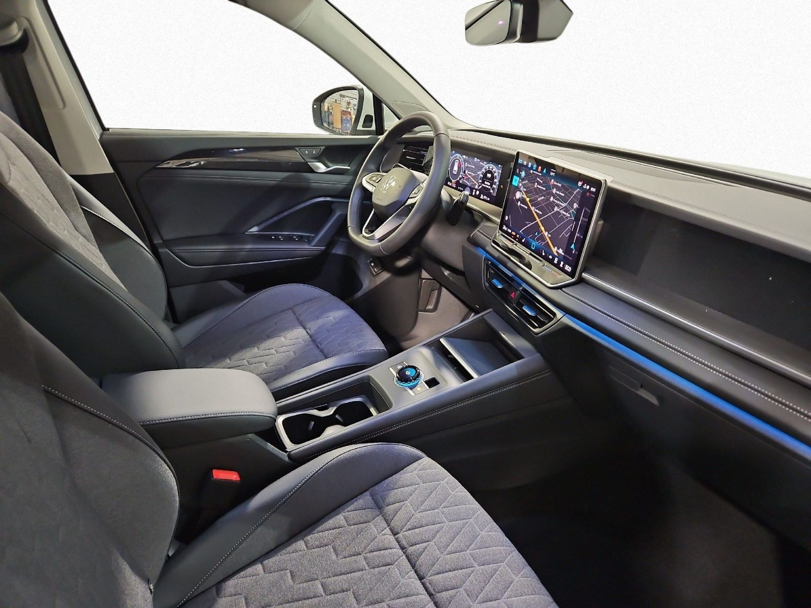 Tayron Life 1.5 eHybrid DSG AHK+KAMERA+NAVI+DCC+SIDE-ASSIST