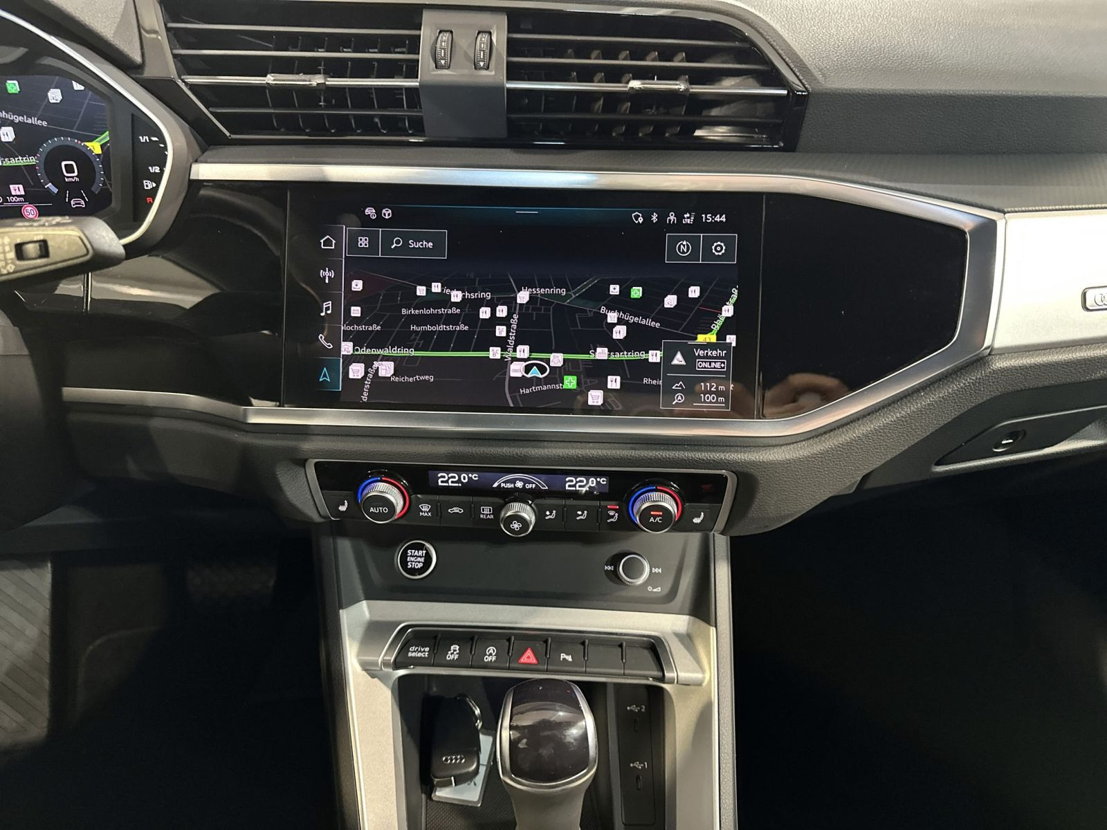 Q3 35 TDI S LINE LED+NAVI+KAMERA+ALU+SHZ+PDC