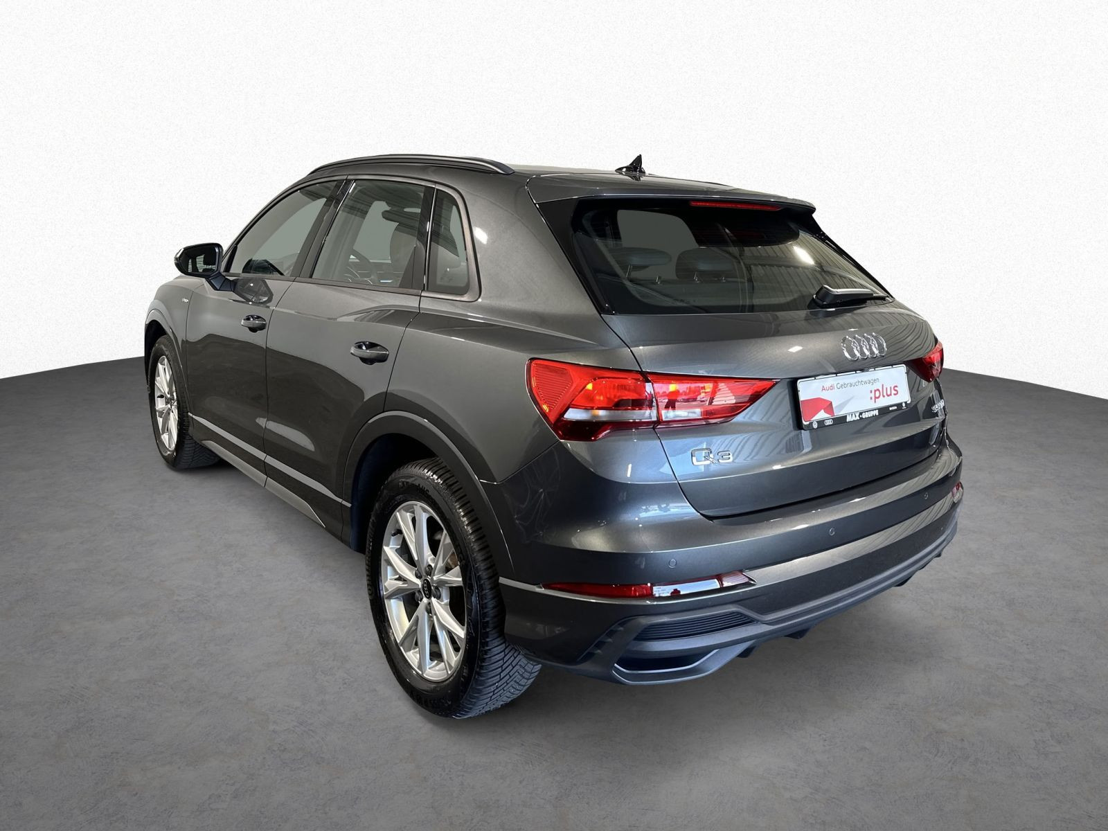 Q3 35 TDI S LINE LED+NAVI+KAMERA+ALU+SHZ+PDC