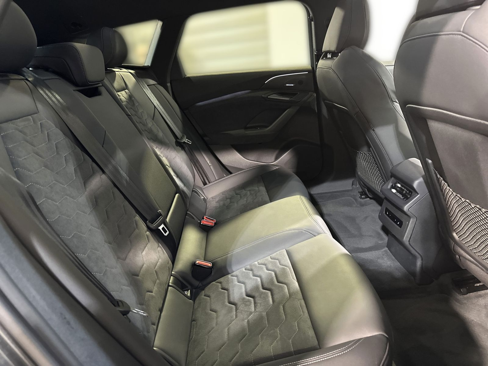 A6 Avant e-tron performance S LINE PANO+HUD+B&O