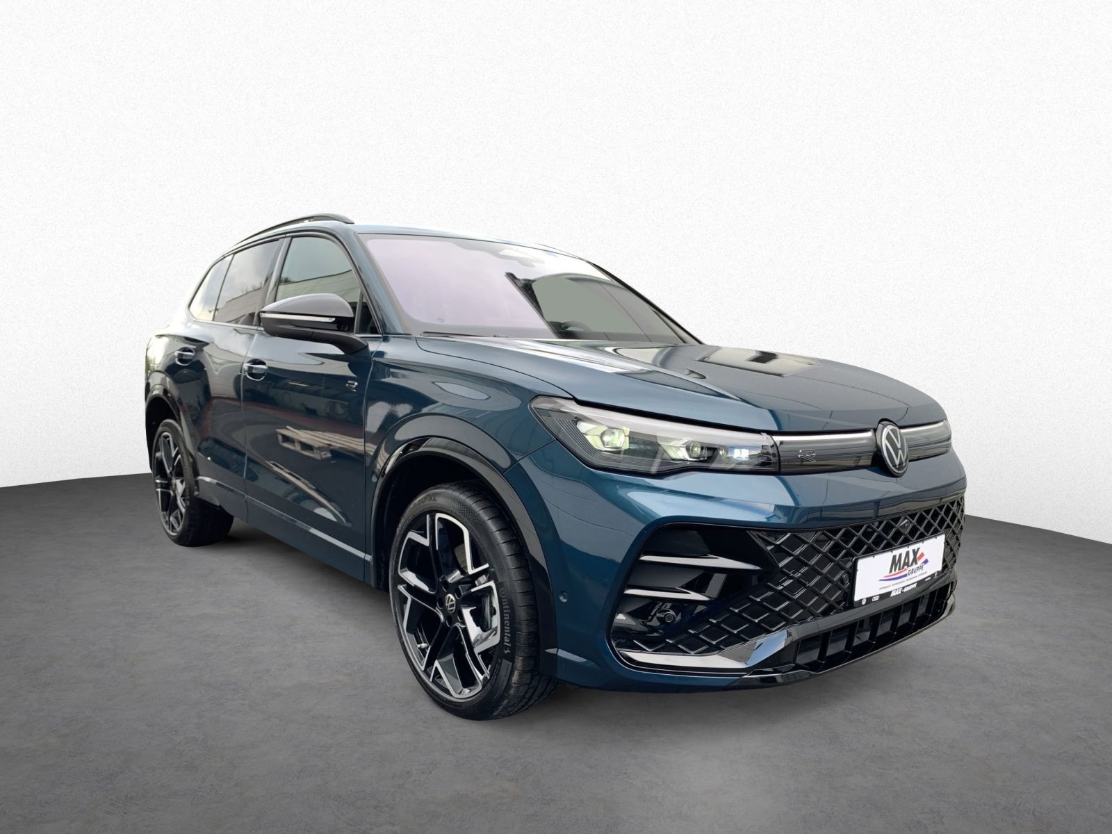 Tiguan 1.5 eHYBRID R LINE IQ.LIGHT+AHK+PANO+ACC