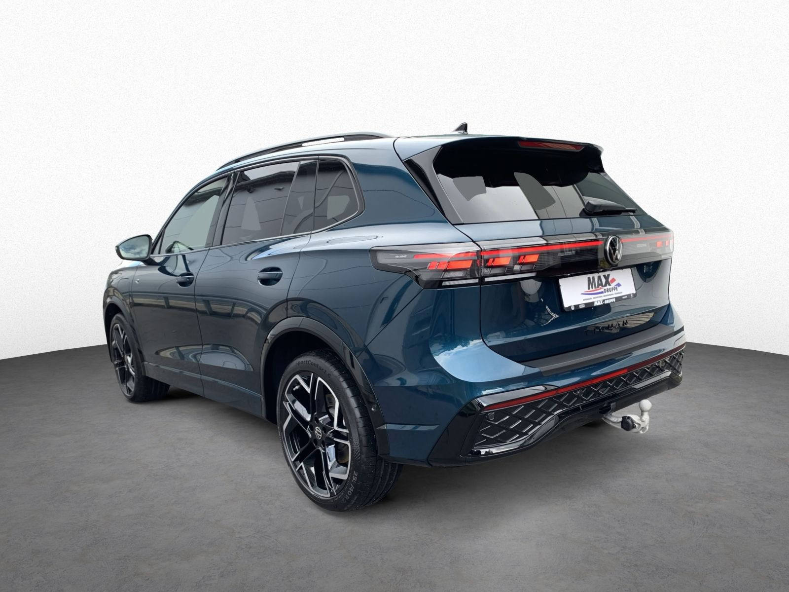 Tiguan 1.5 eHYBRID R LINE IQ.LIGHT+AHK+PANO+ACC
