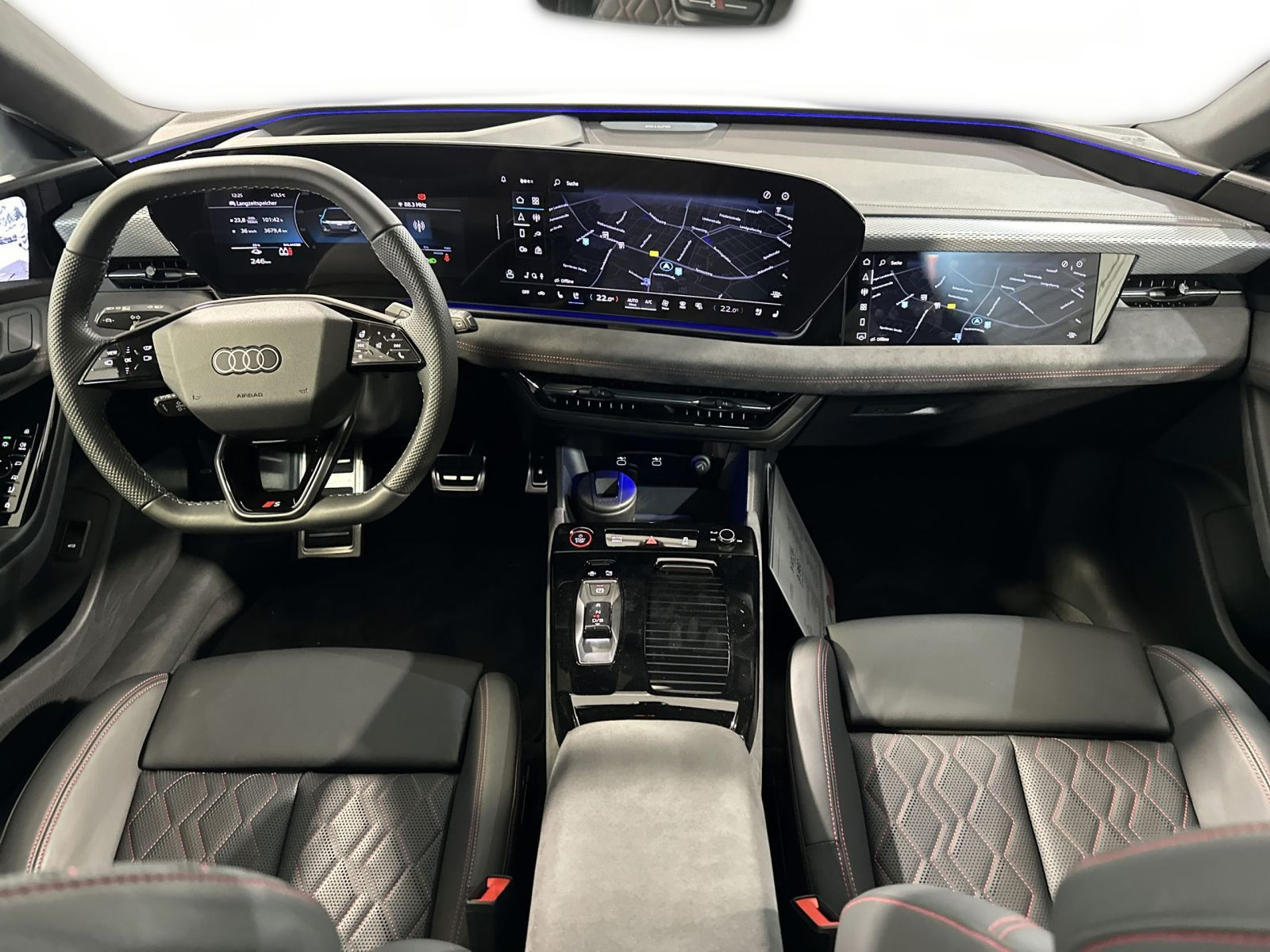 S6 Avant e-tron QUATT EDITION ONE MATRIX+PANO+AUGM+AHK
