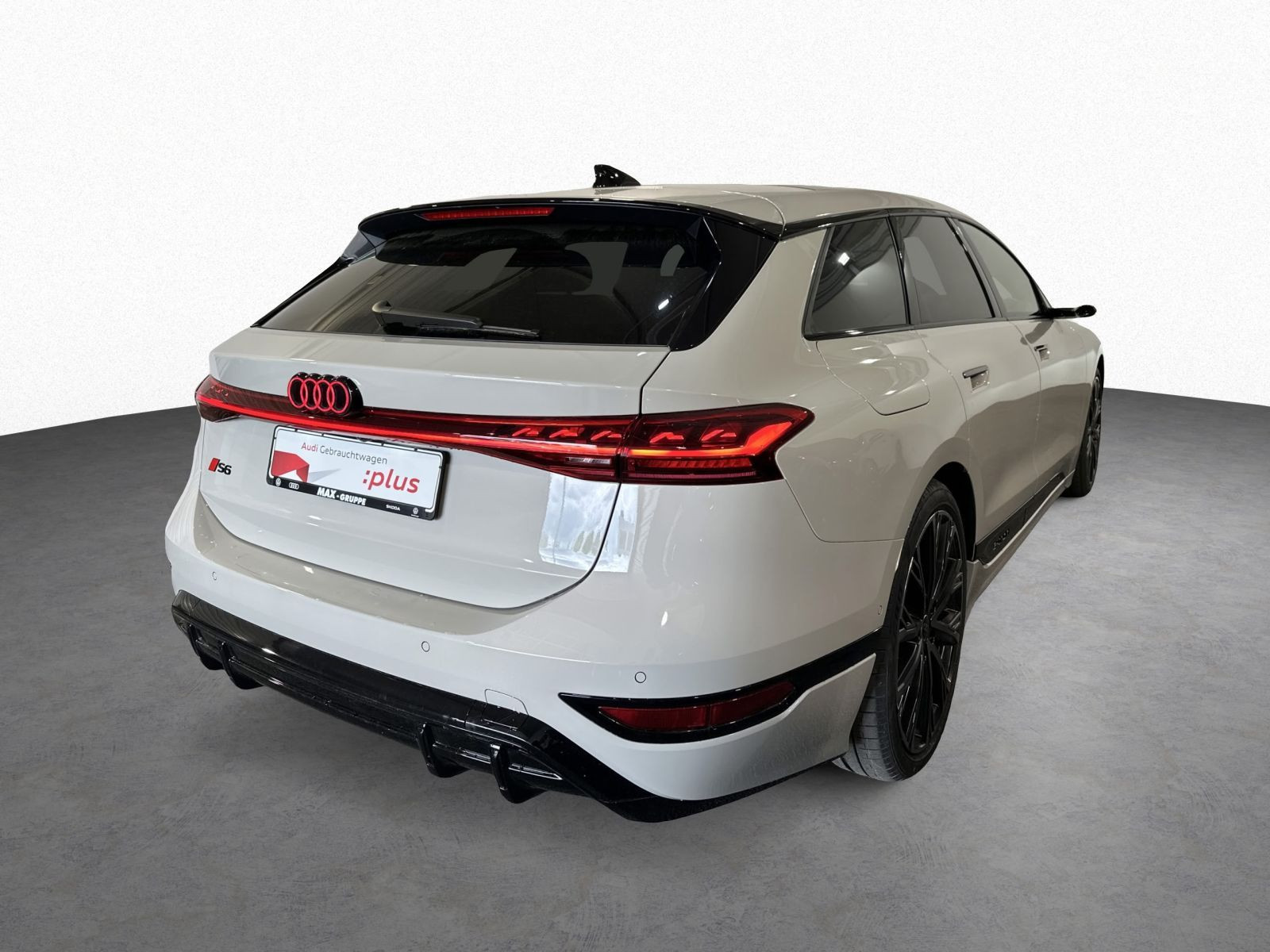 S6 Avant e-tron QUATT EDITION ONE MATRIX+PANO+AUGM+AHK