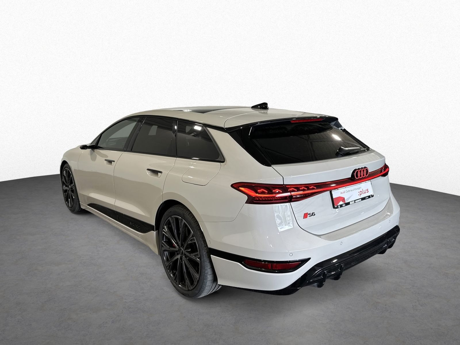 S6 Avant e-tron QUATT EDITION ONE MATRIX+PANO+AUGM+AHK