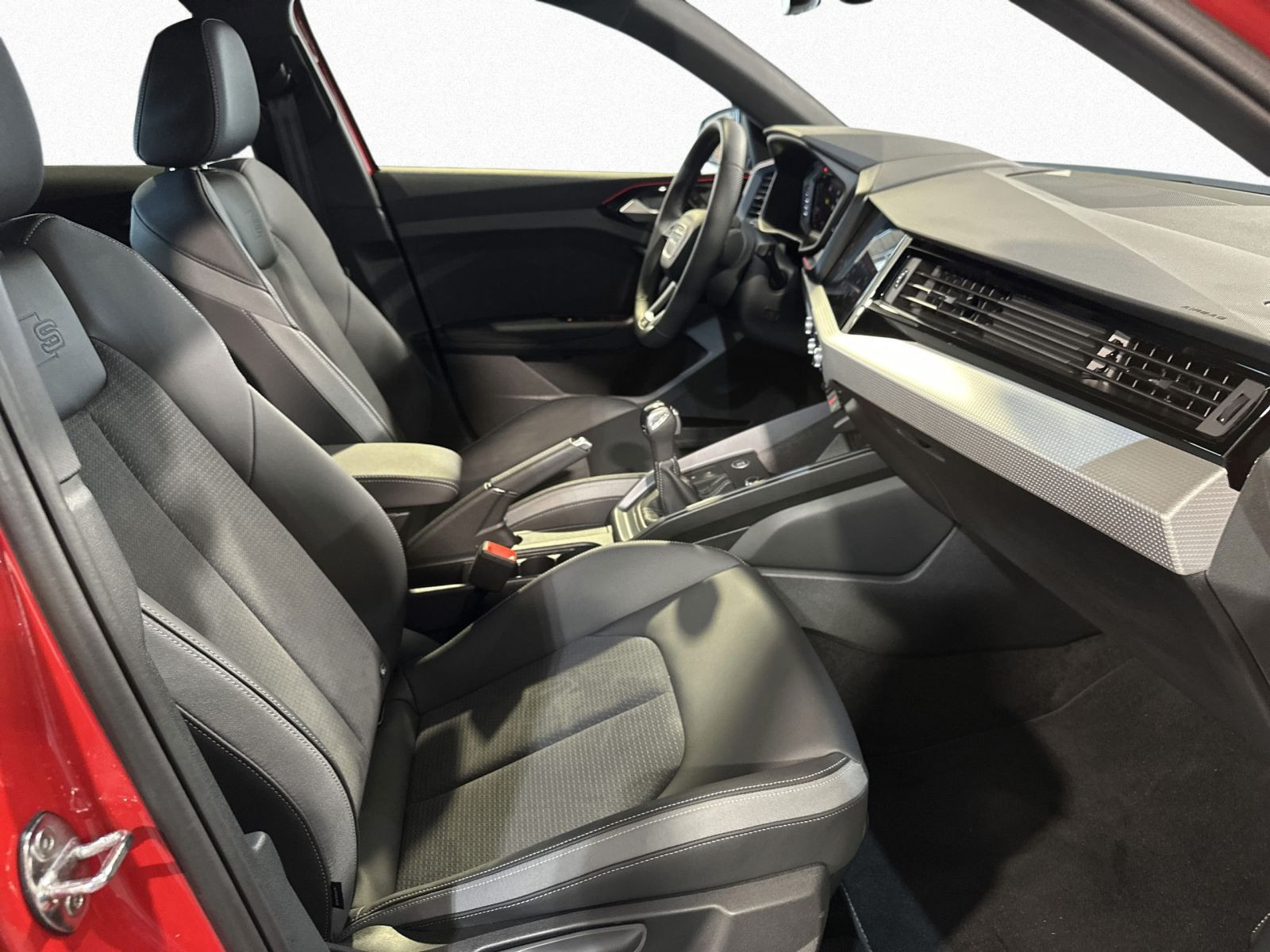 A1 Sportback 40 TFSI S-LINE LED+KAMERA+SONOS+DAB+
