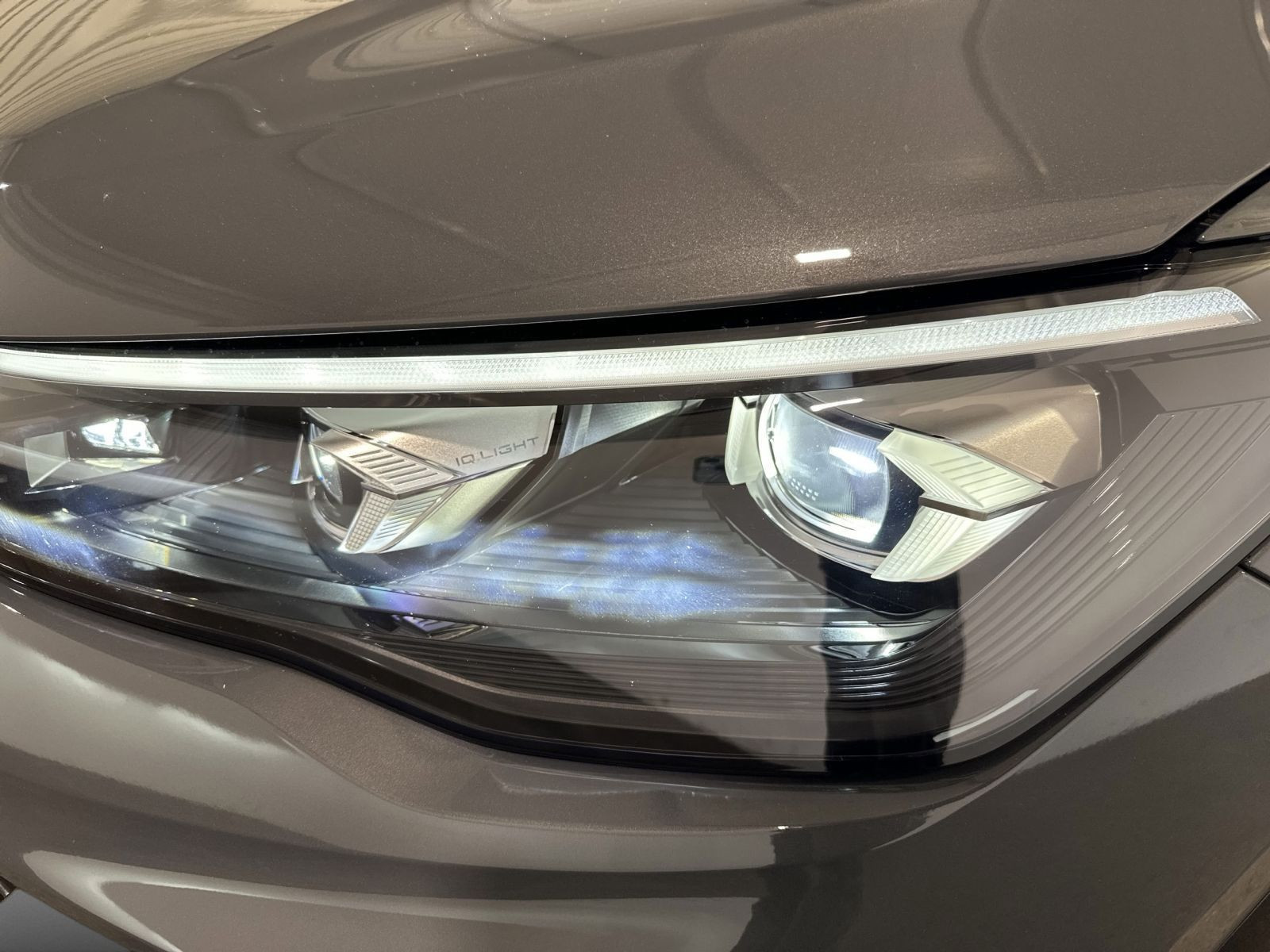 Tiguan 1.5 TSI eHYBRID R-LINE BLACKSTYLE MATRIX+PANO+KAM+AHK