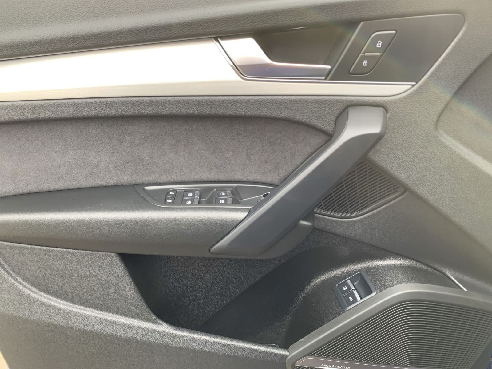 Q5 Sportback 55 TFSI e S-LINE QU LUFT+MATRIX+PANO+KAM+AHK