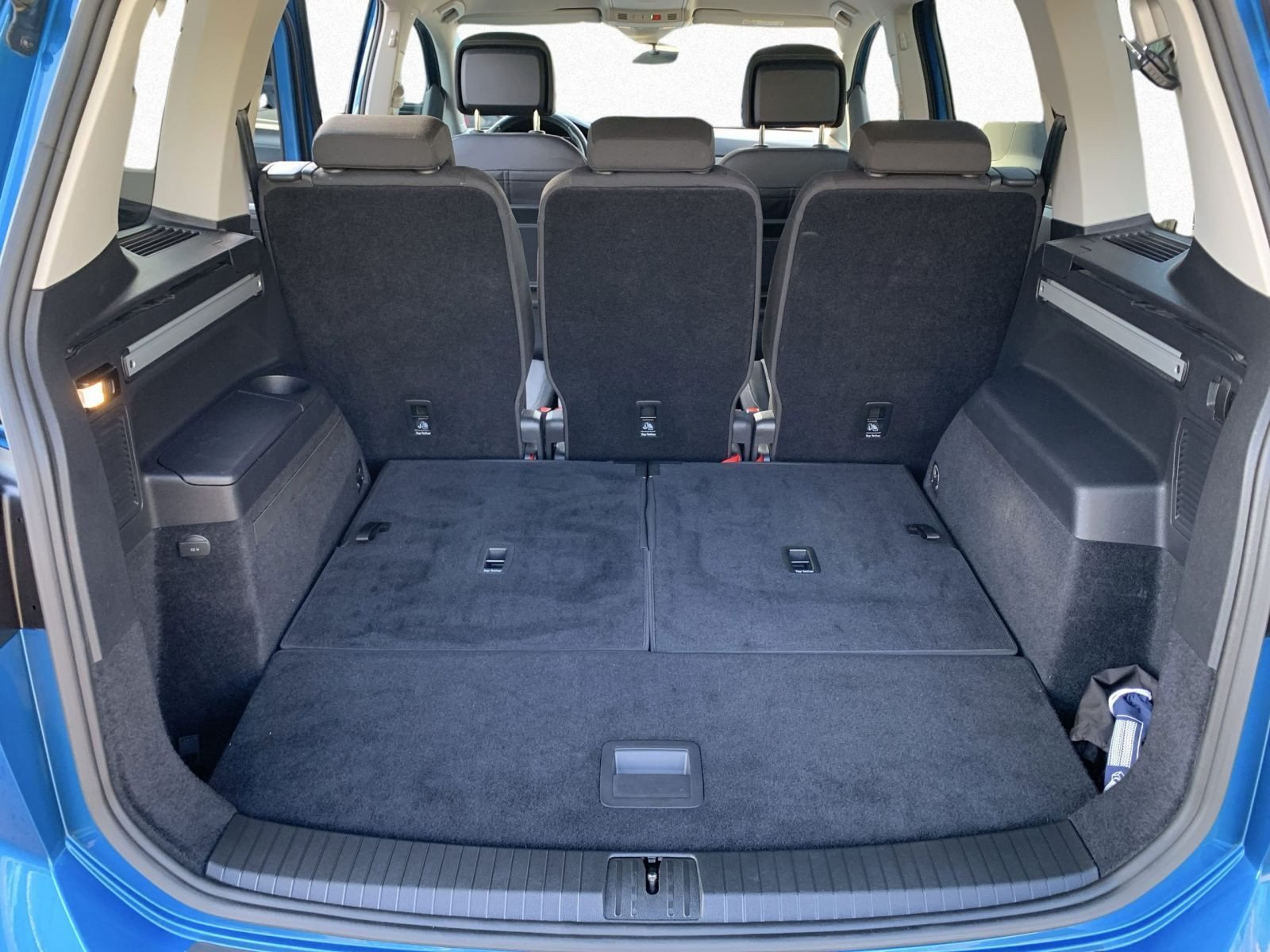 Touran 2.0 TDI COMFORTLINE 7 SITZE+KAMERA+PDC+ACC