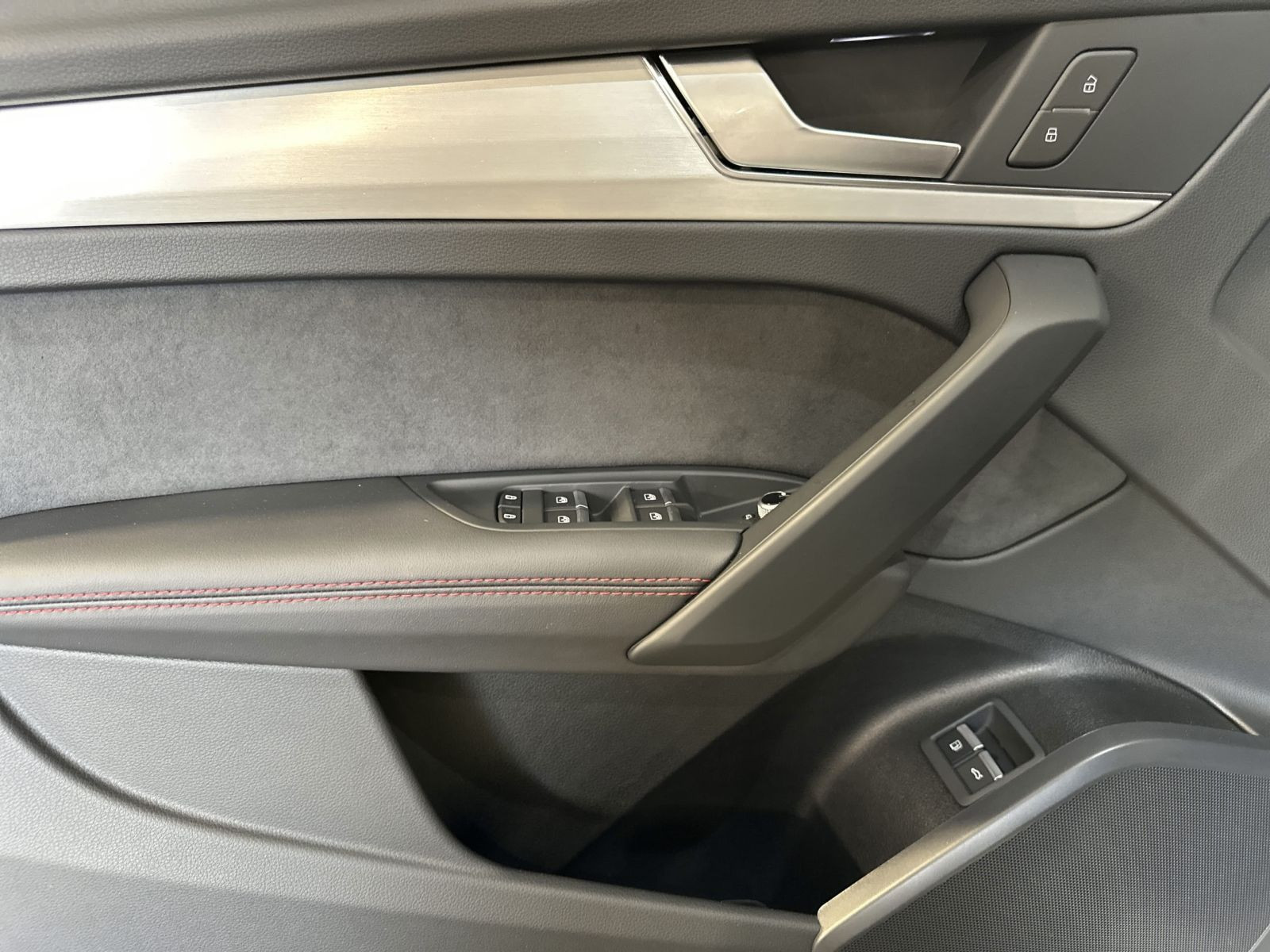 Q5 Sportback 55 TFSI e S-LINE BUSINESS MATRIX+KAMERA+AHK+HUD