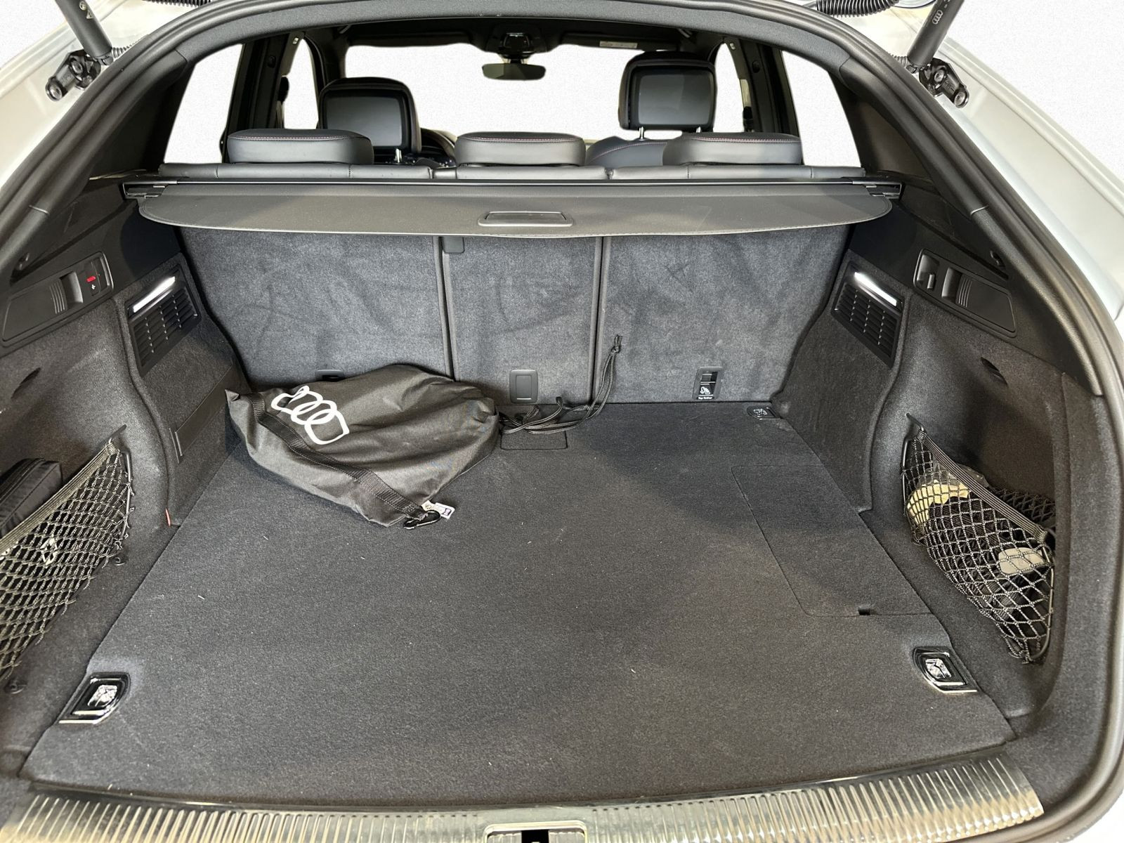 Q5 Sportback 55 TFSI e S-LINE BUSINESS MATRIX+KAMERA+AHK+HUD
