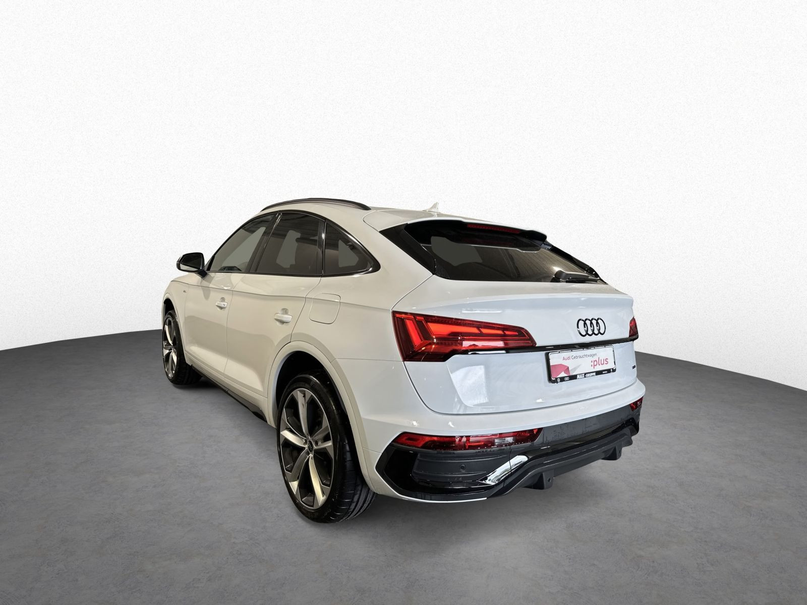 Q5 Sportback 55 TFSI e S-LINE BUSINESS MATRIX+KAMERA+AHK+HUD