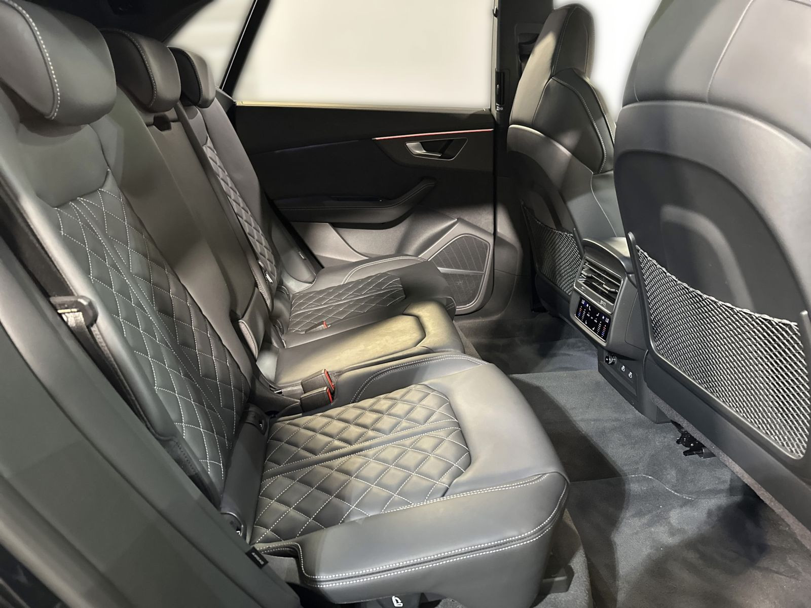 Q8 50 TDI QUATT S LINE HD-MATRIX+AHK+RAUTE+PANO+