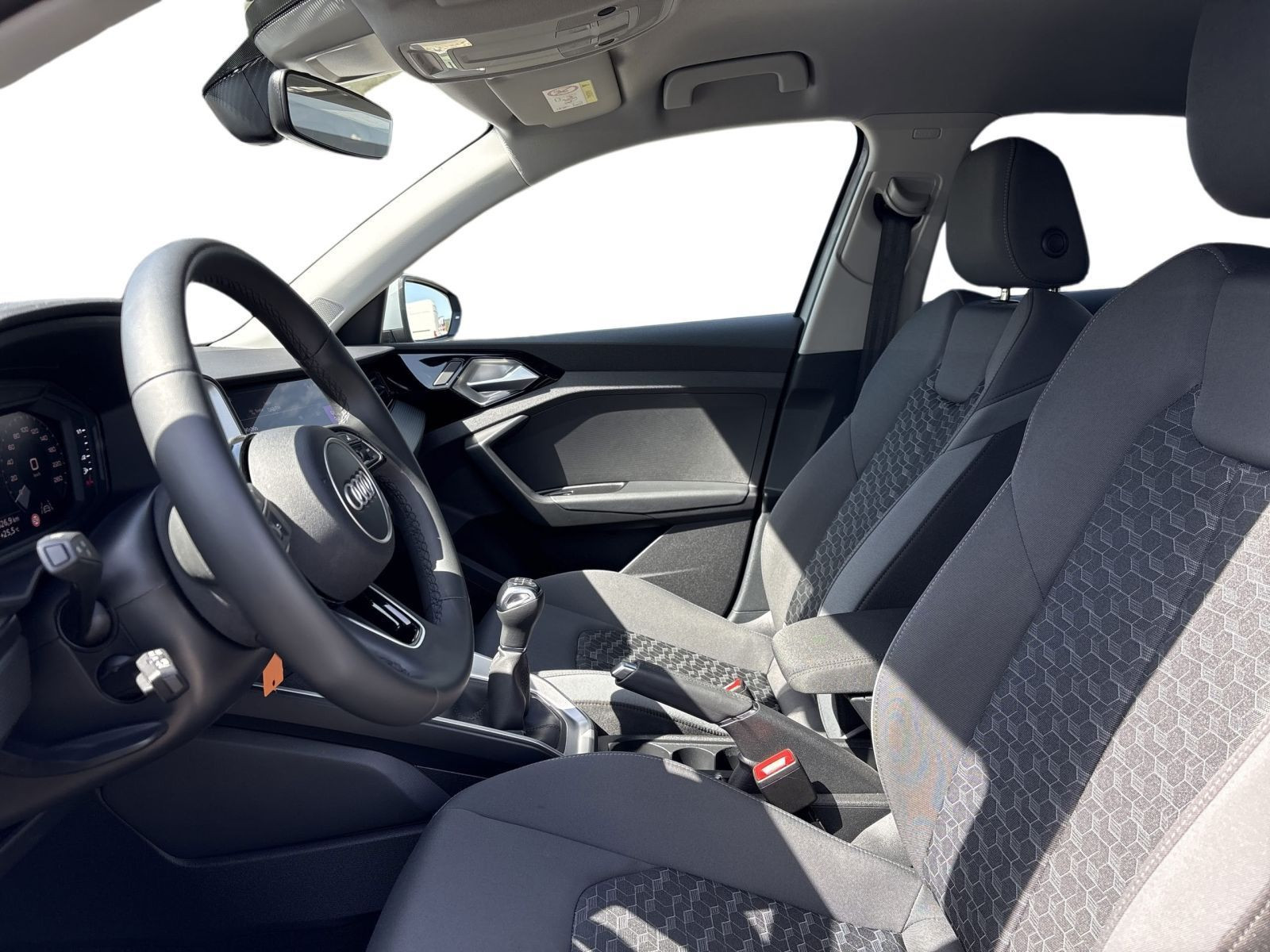 A1 Sportback 30 TFSI ADVANCED DCP+PDC+SMARTPHONE INTERFACE