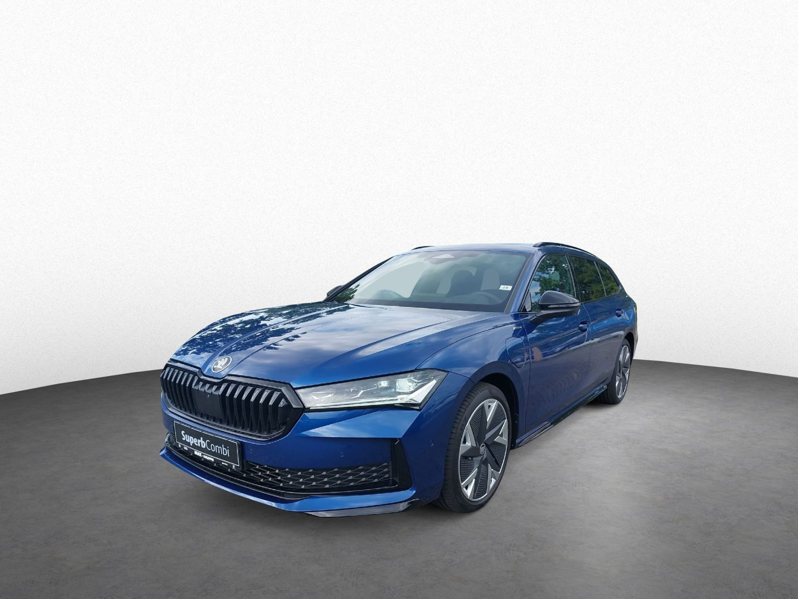 Superb Combi 1.5TSI iV 150kW Sportline 360°*PANO