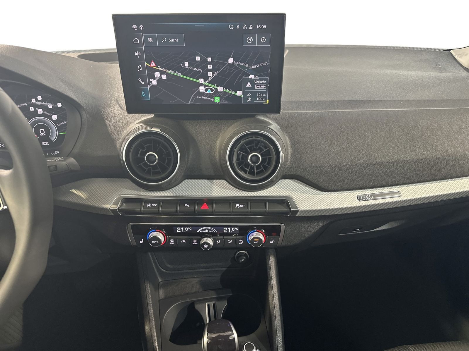 Q2 35 TFSI S LINE LED+KAMERA+VCP+AHK+NAVI