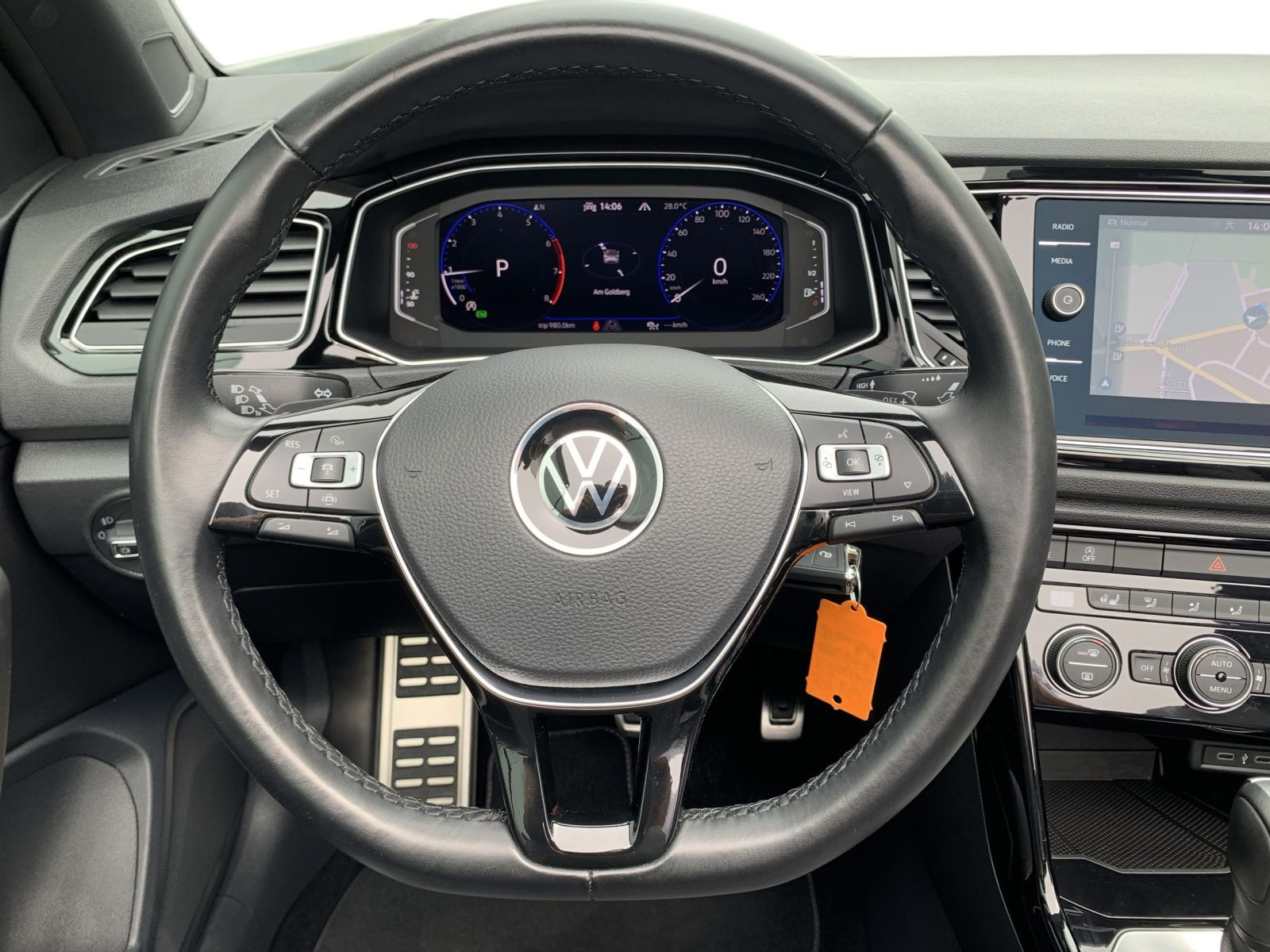 T-Roc Cabriolet 1.5 TSI DSG R-LINE EDITION BLUE LED+KAMERA+AHK+ACC