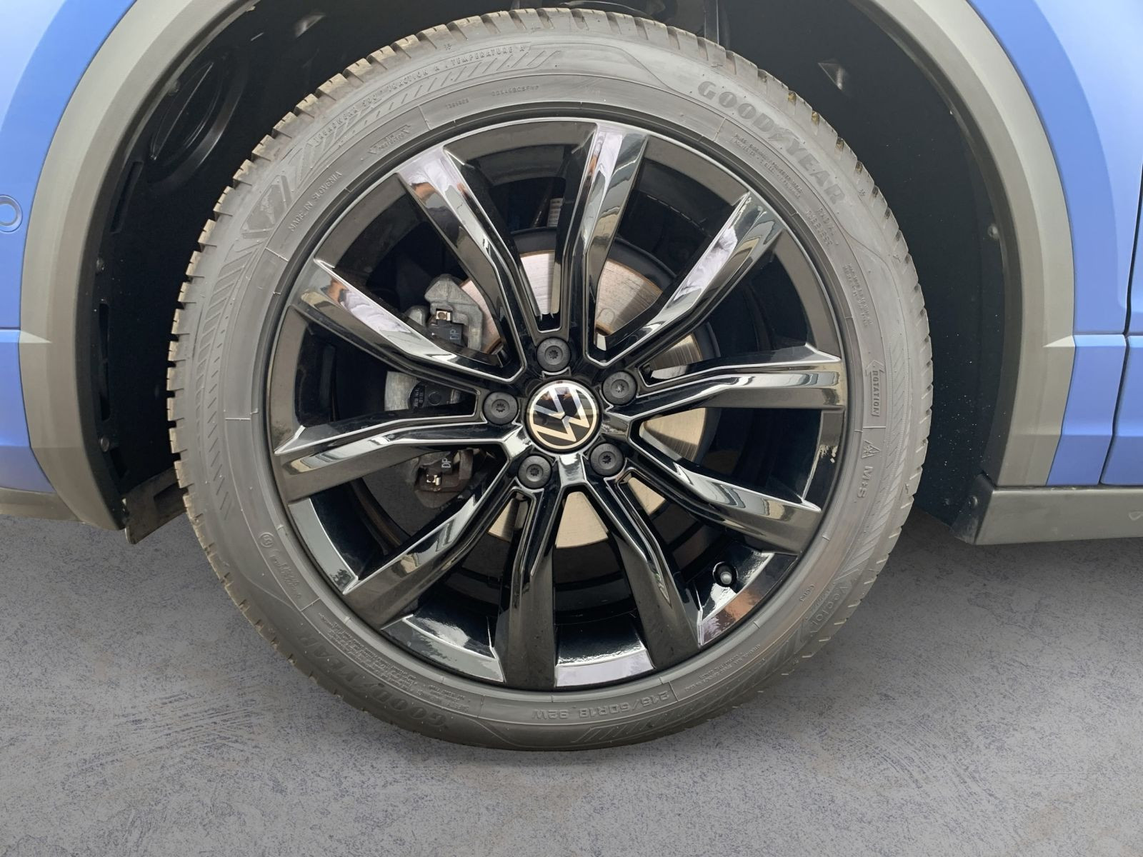 T-Roc Cabriolet 1.5 TSI DSG R-LINE EDITION BLUE LED+KAMERA+AHK+ACC