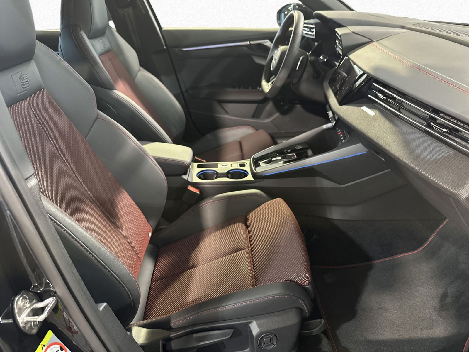 A3 Sportback 40 TFSI S LINE HUD+MATRIX+SONOS+