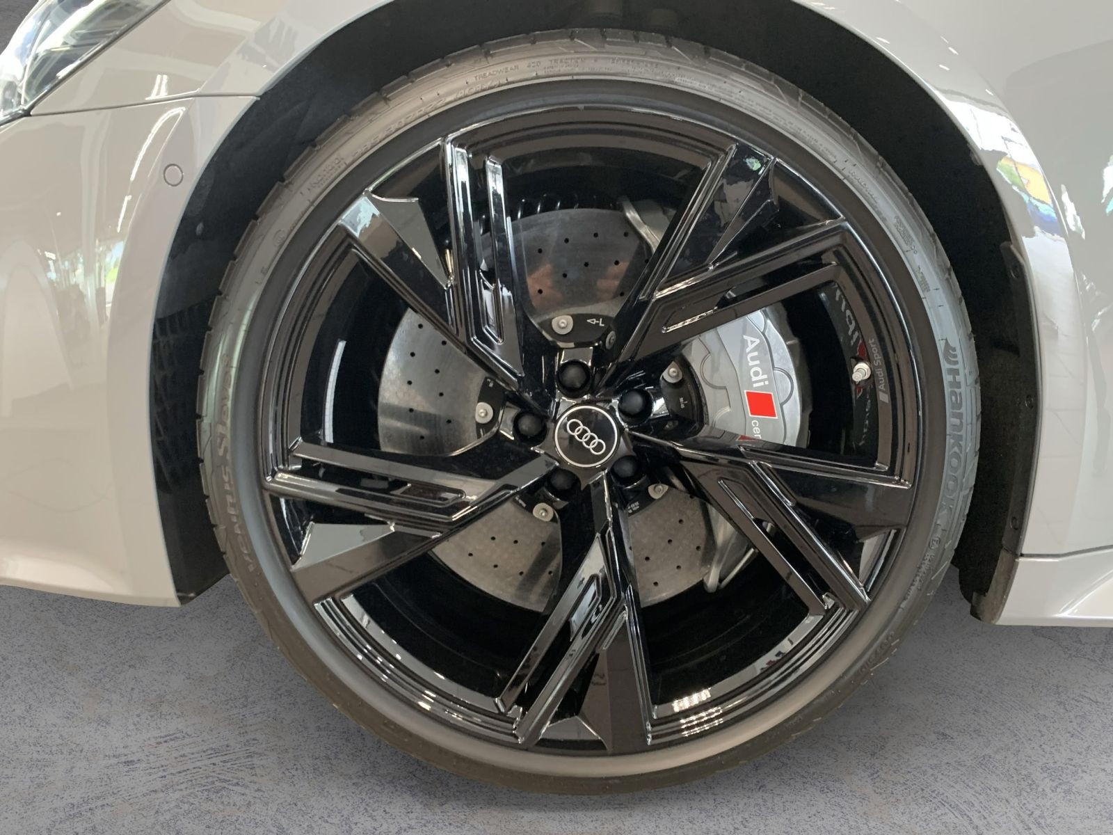 RS7 Sportback 305KM/H+KERAMIK+UPE174+MATRIX+PANO+360°