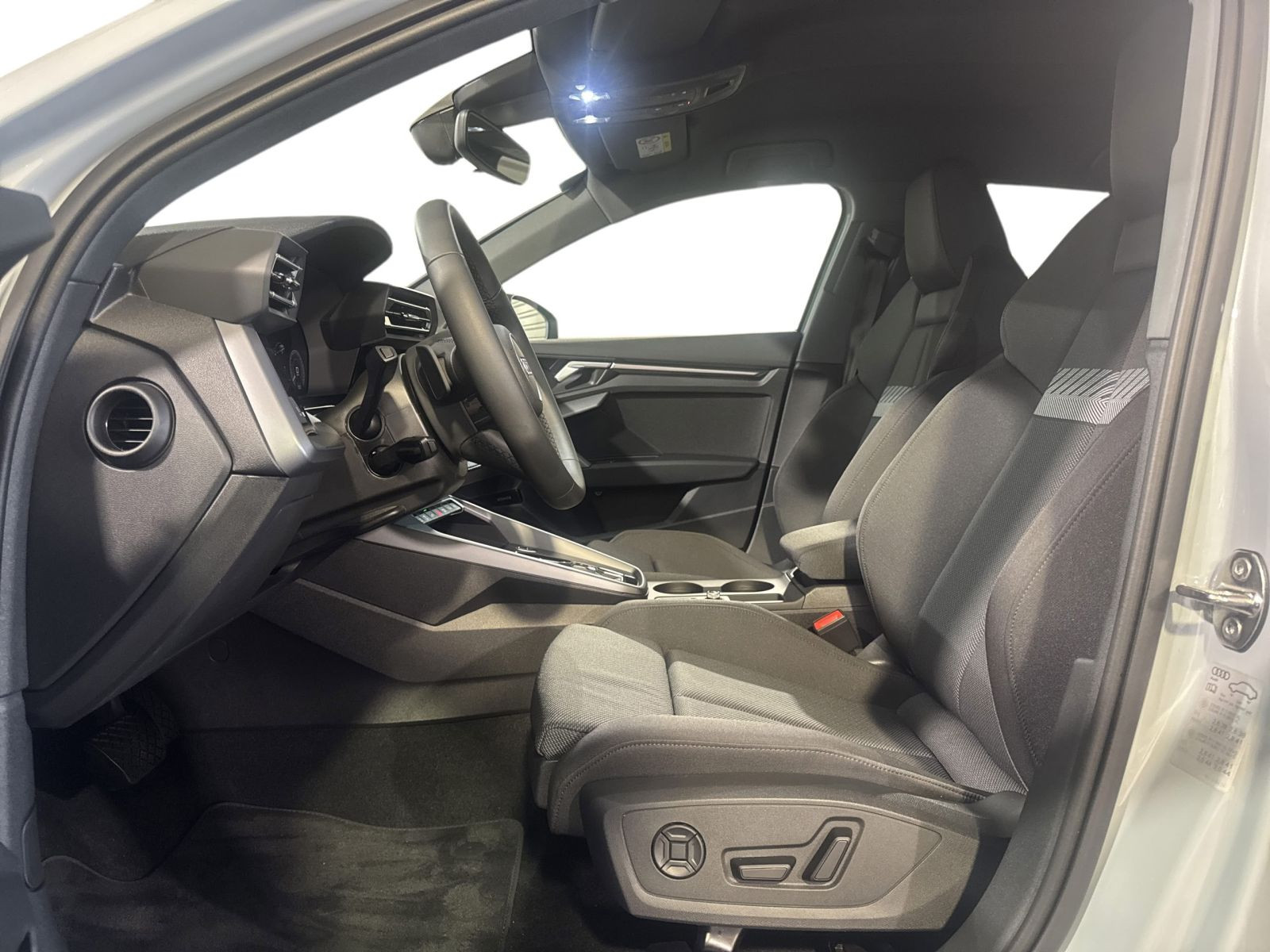 A3 allstreet 40 TFSI e LED+KAMERA+HUD+VCP+AHK+