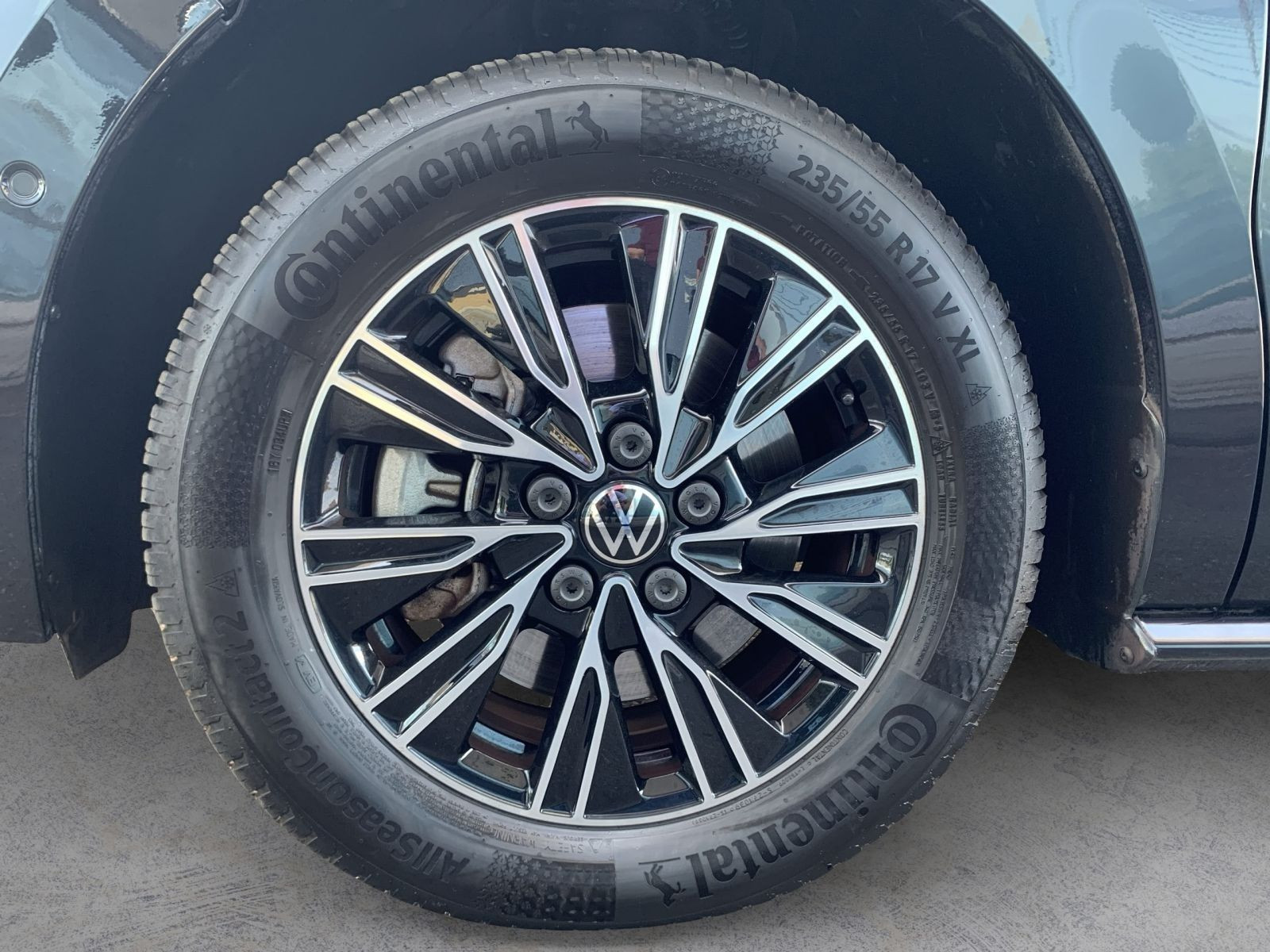 Multivan Style LÜ 2.0 TSI 150 kW DSG*Leder*Matrix*Kamera*Standh