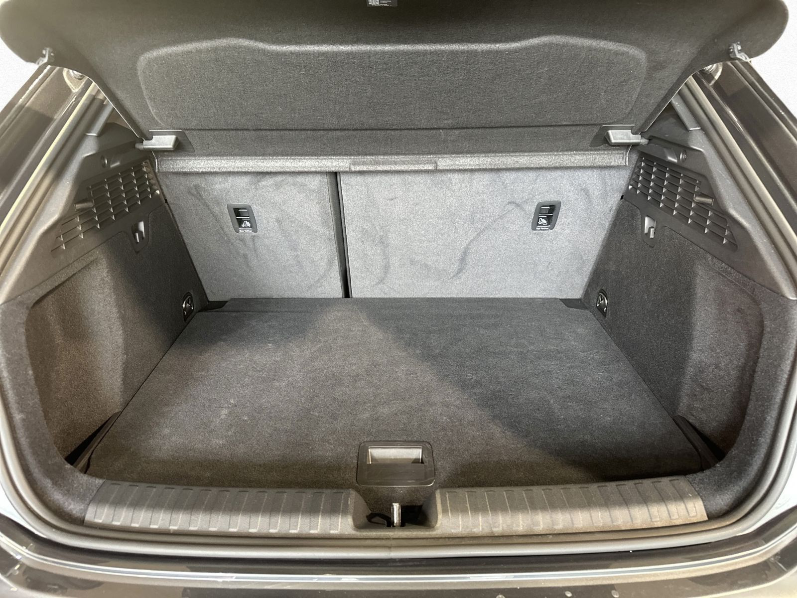 A3 Sportback 40 TFSI S LINE HUD+MATRIX+PANO+SONOS+AHK